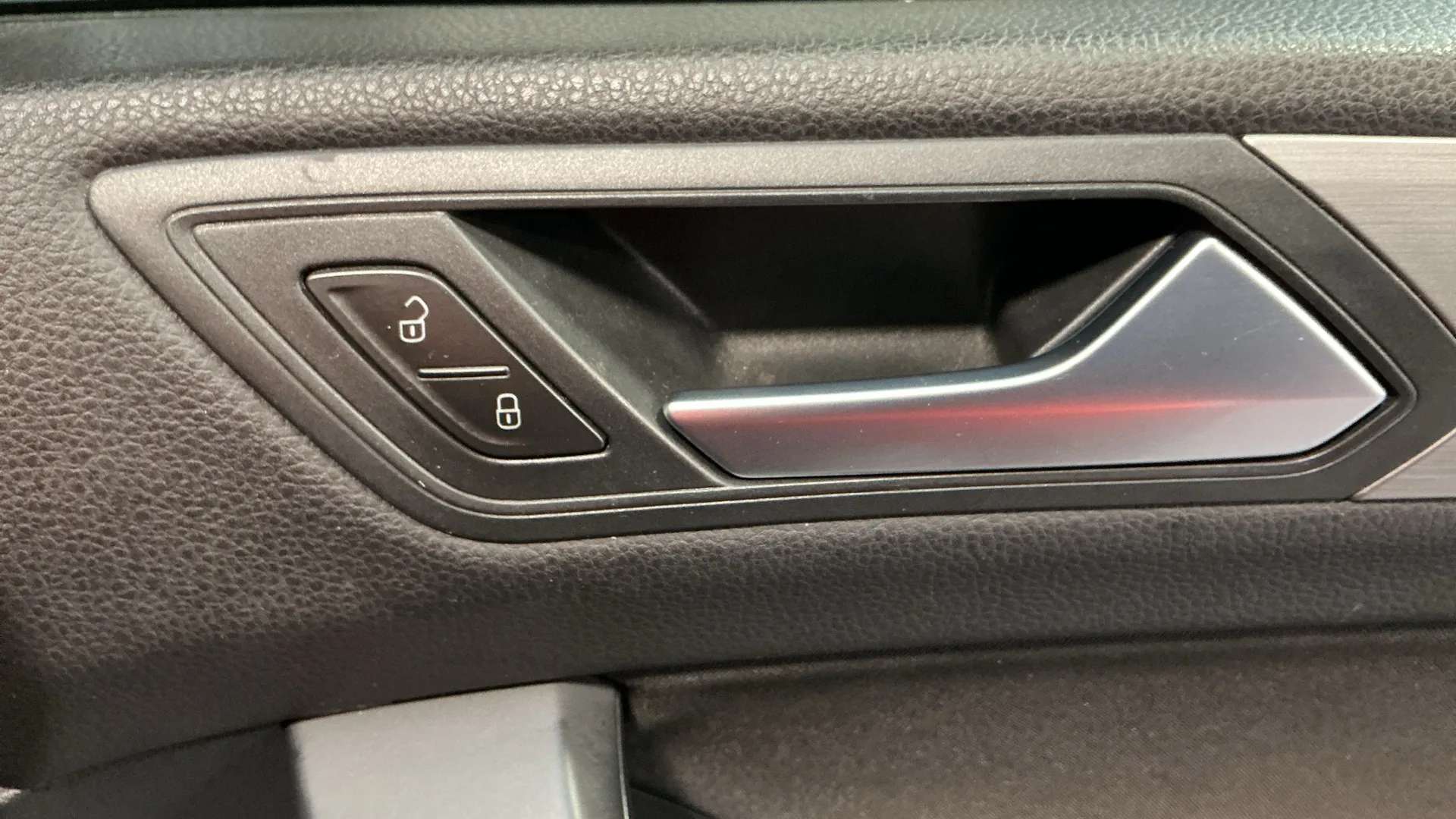 2018 VOLKSWAGEN TOURAN 2018 VOLKSWAGEN TOURAN