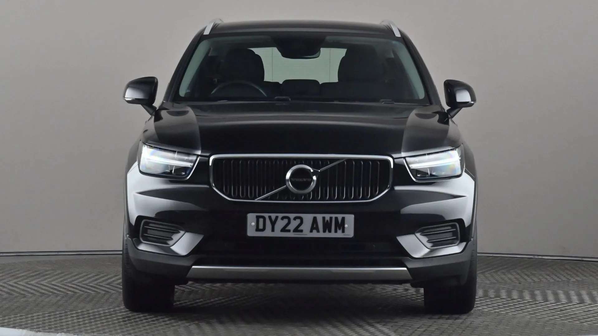 2022 VOLVO XC40 2022 VOLVO XC40