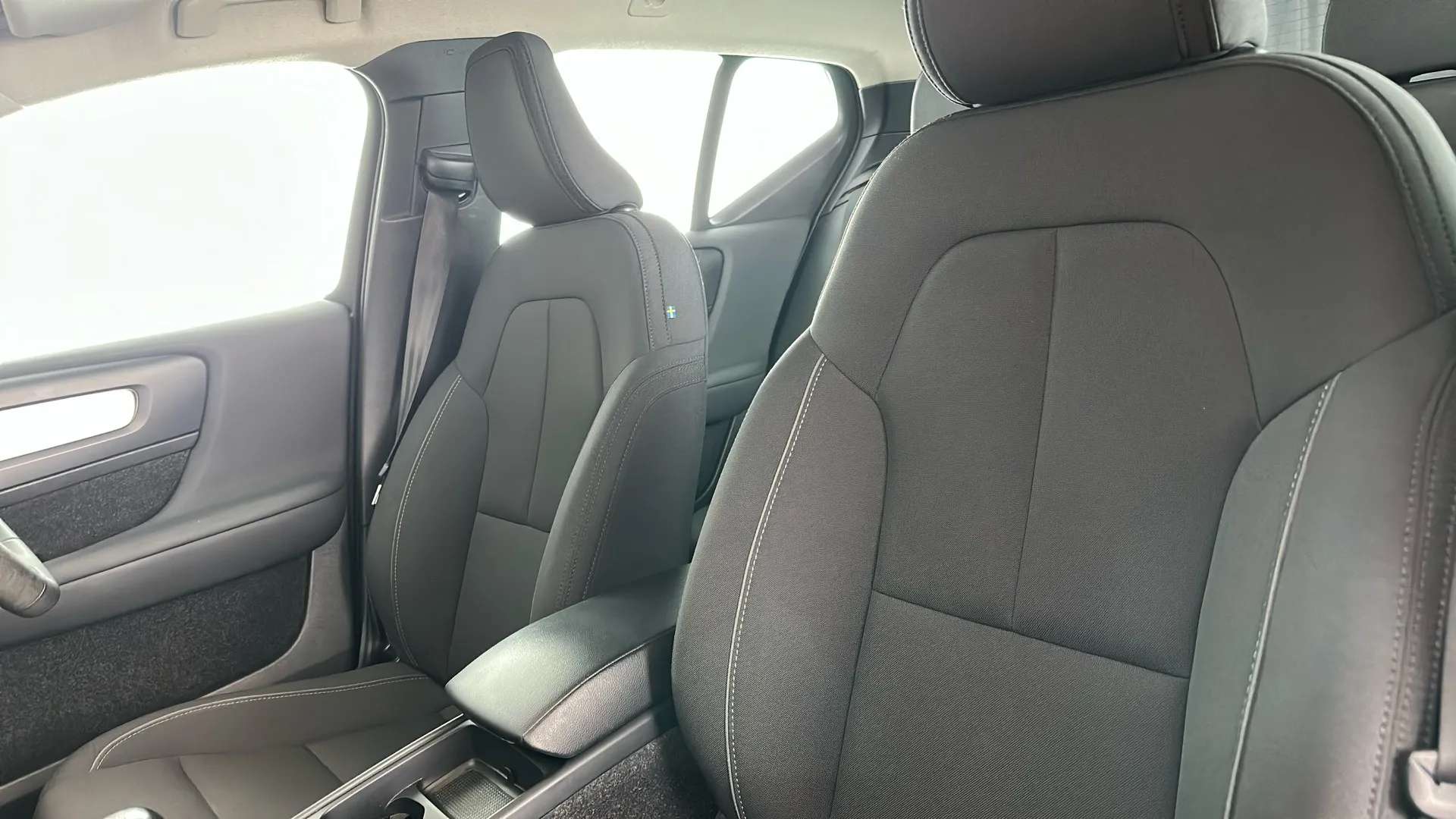2022 VOLVO XC40 2022 VOLVO XC40