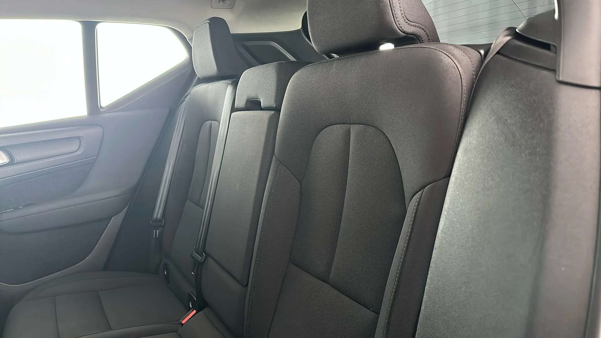 2020 VOLVO XC40 2020 VOLVO XC40