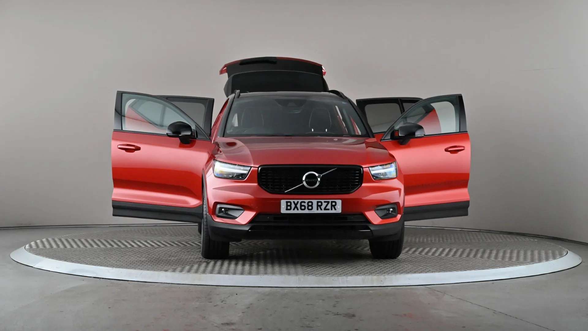 2018 VOLVO XC40 2018 VOLVO XC40