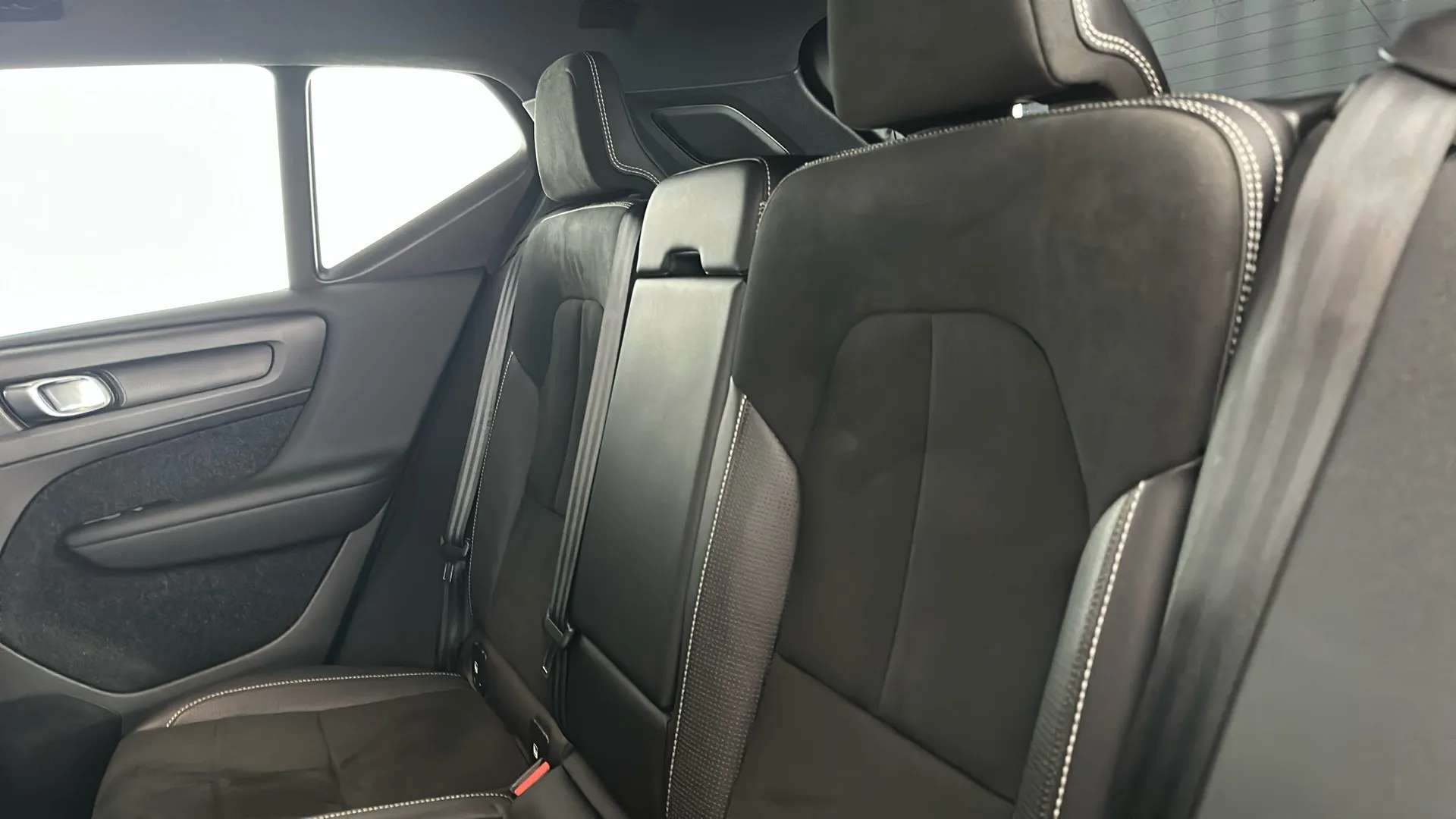 2018 VOLVO XC40 2018 VOLVO XC40