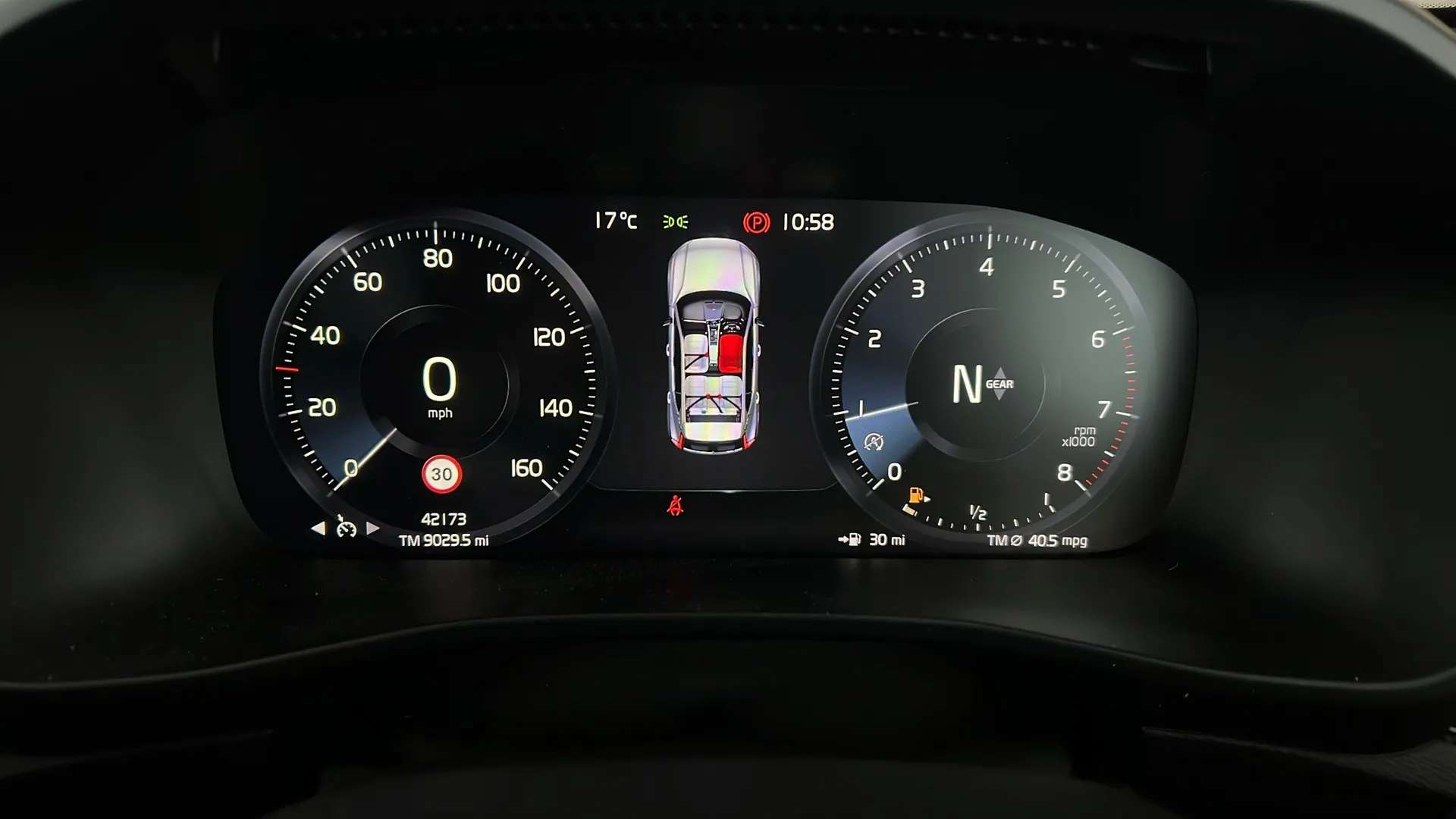 2021 VOLVO XC40 2021 VOLVO XC40