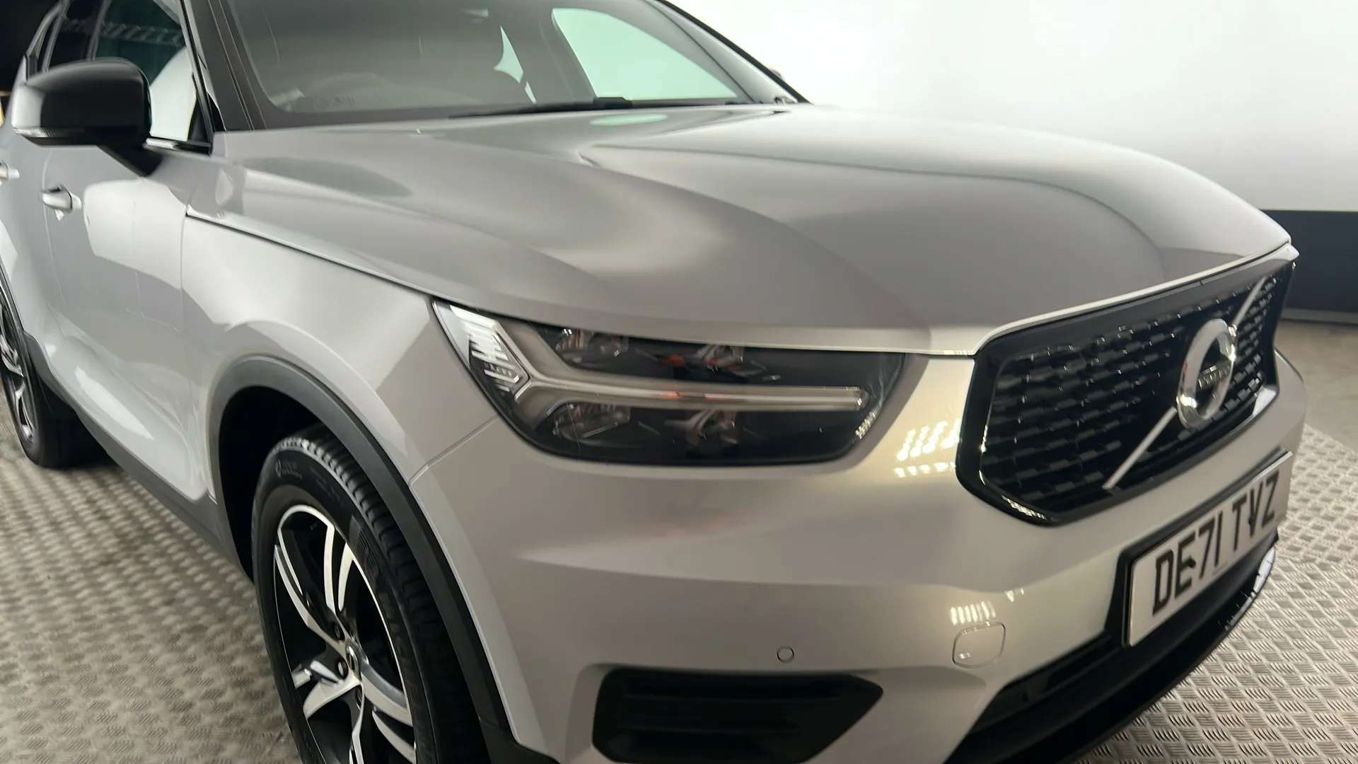 2021 VOLVO XC40 2021 VOLVO XC40