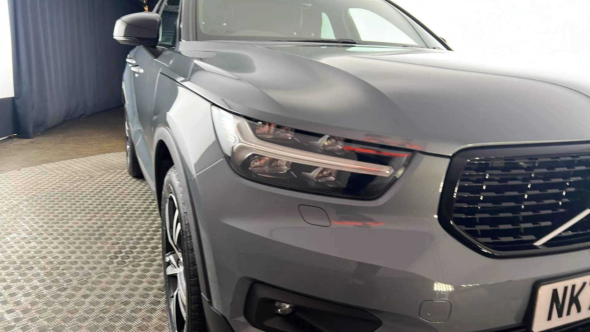 2020 VOLVO XC40 2020 VOLVO XC40