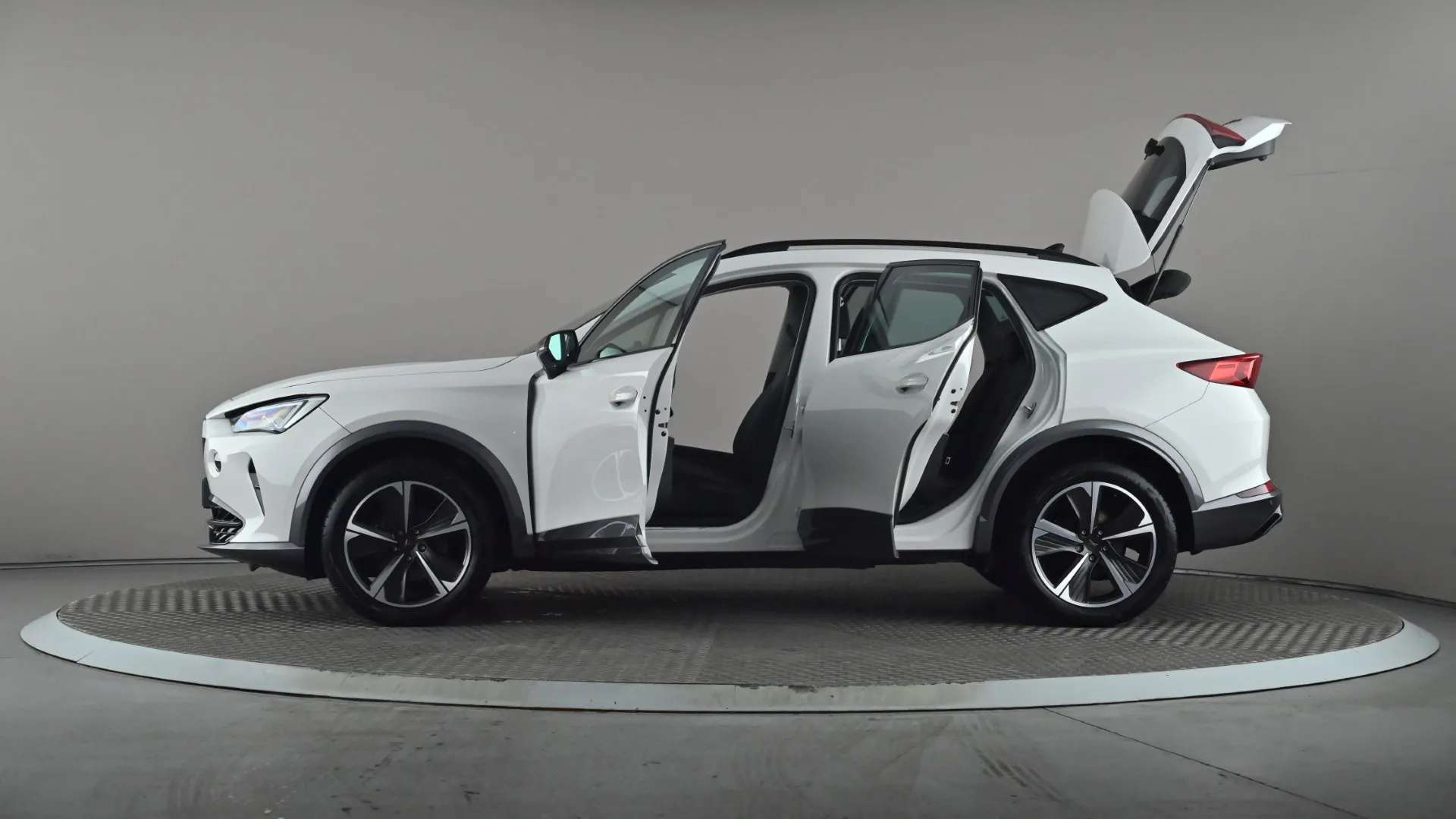 2024 CUPRA FORMENTOR 2024 CUPRA FORMENTOR