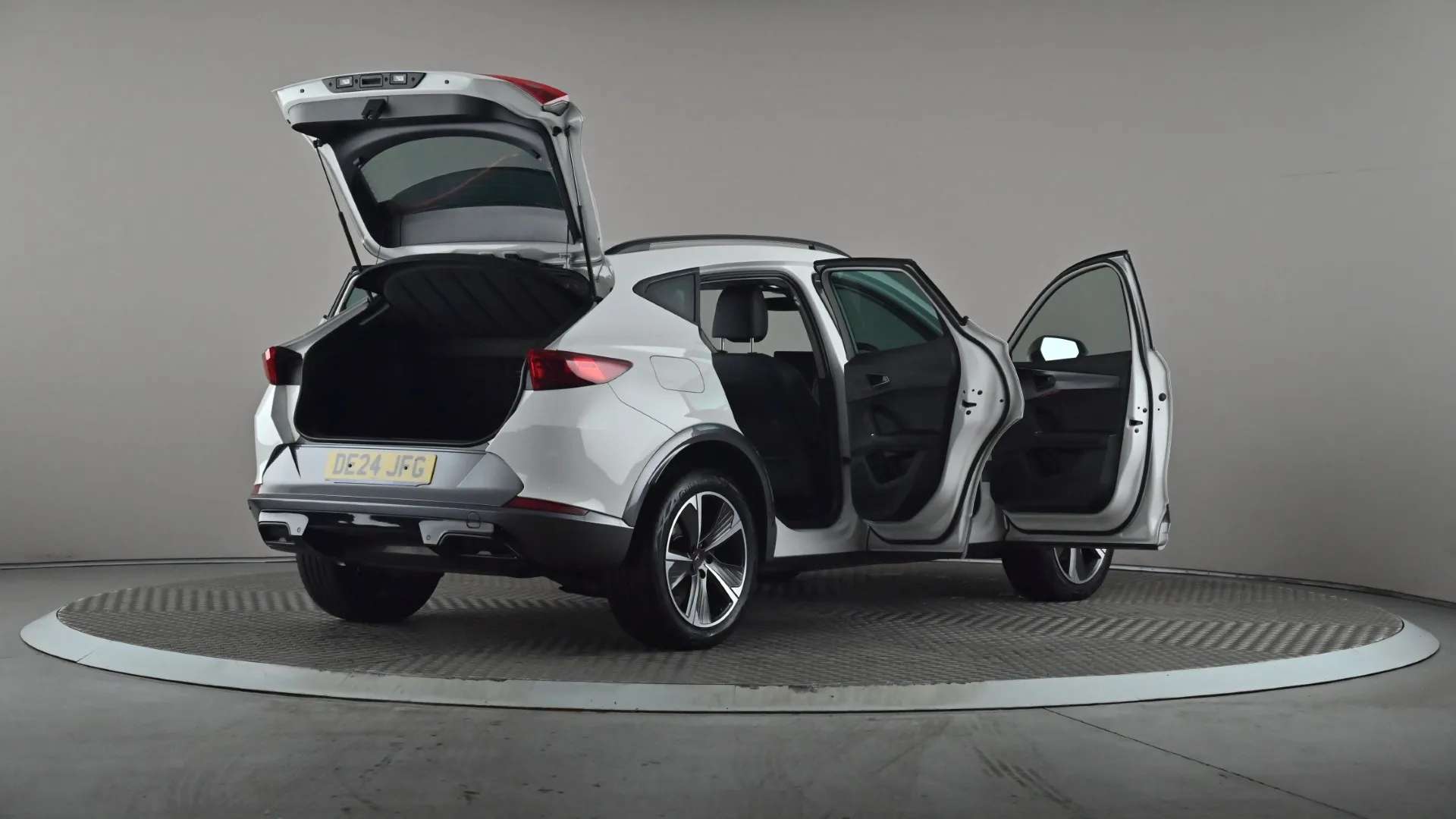 2024 CUPRA FORMENTOR 2024 CUPRA FORMENTOR