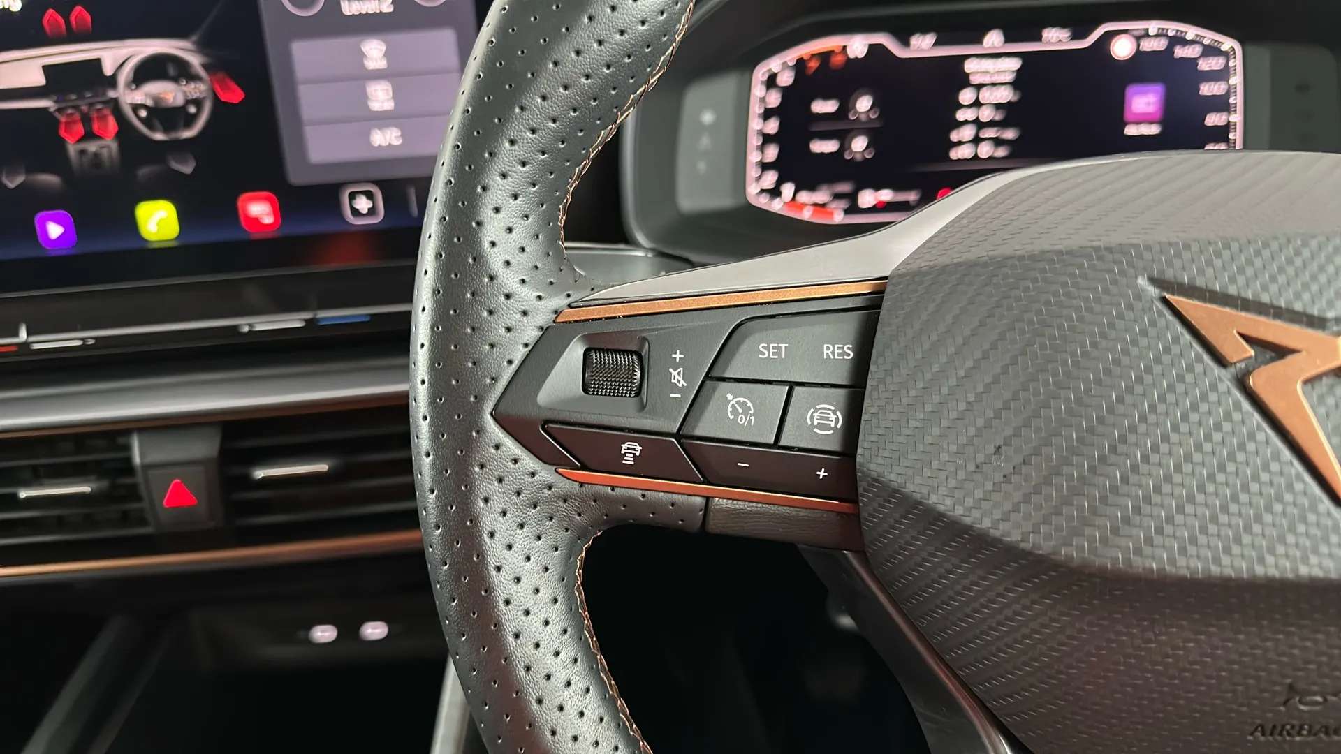 2024 CUPRA FORMENTOR 2024 CUPRA FORMENTOR