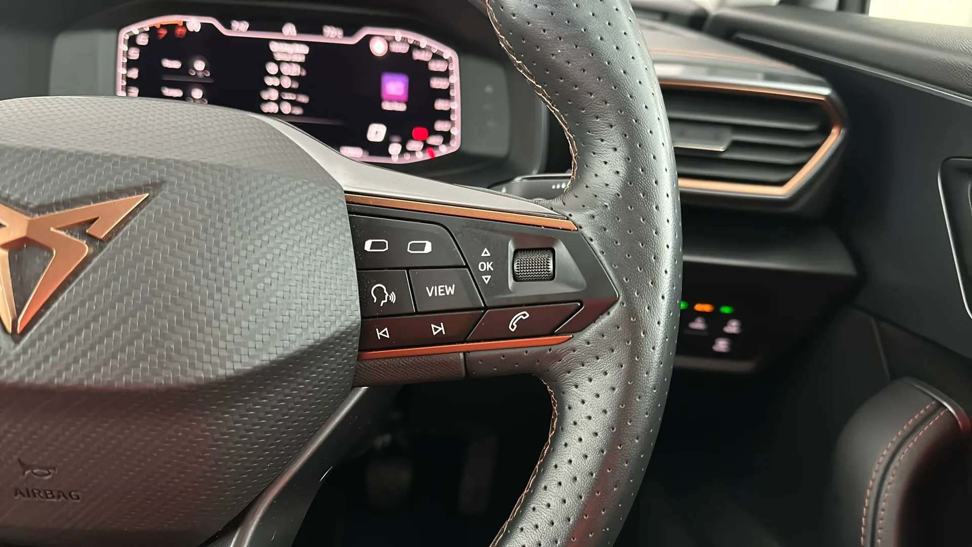 2024 CUPRA FORMENTOR 2024 CUPRA FORMENTOR