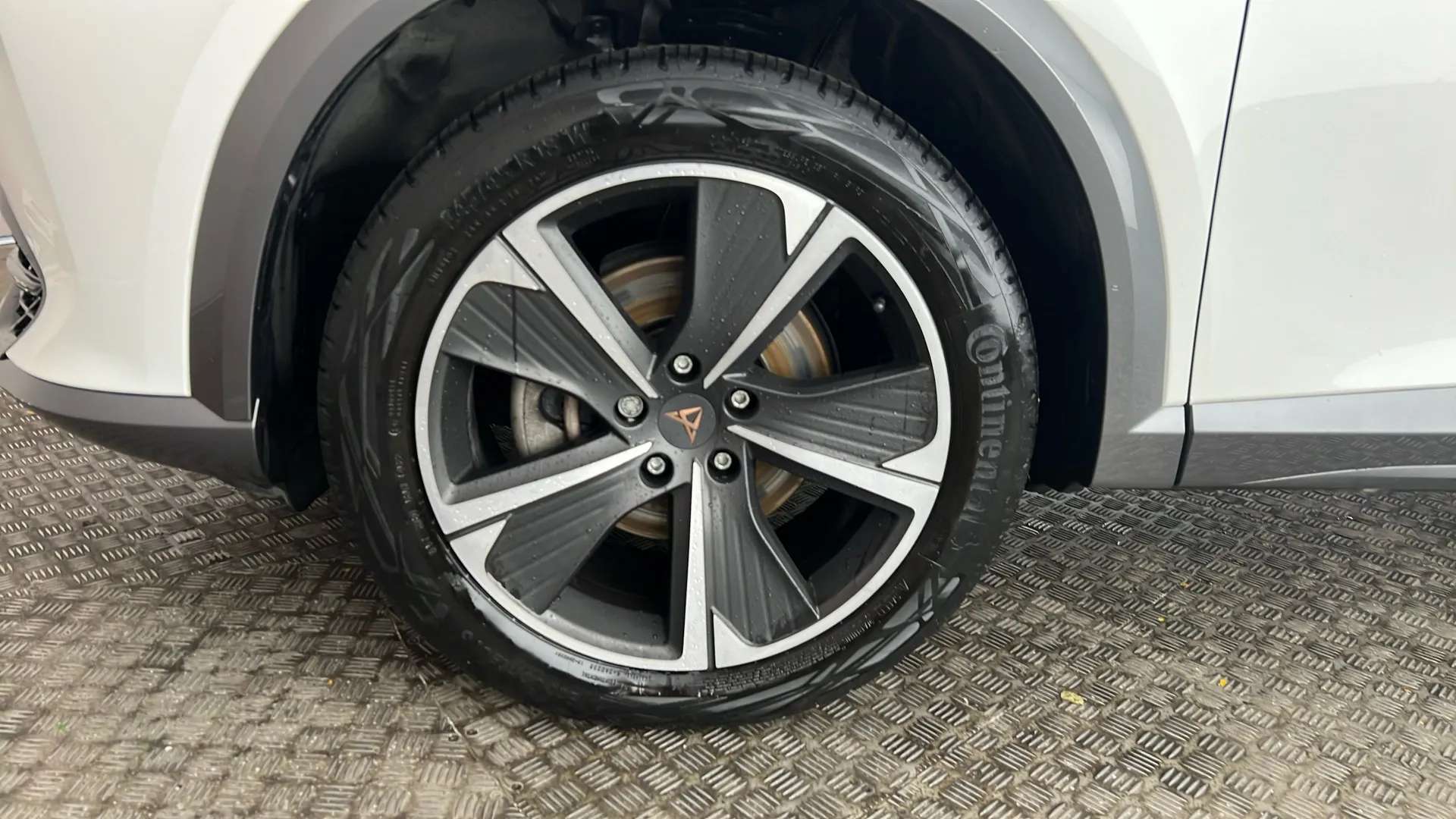 2023 CUPRA FORMENTOR 2023 CUPRA FORMENTOR