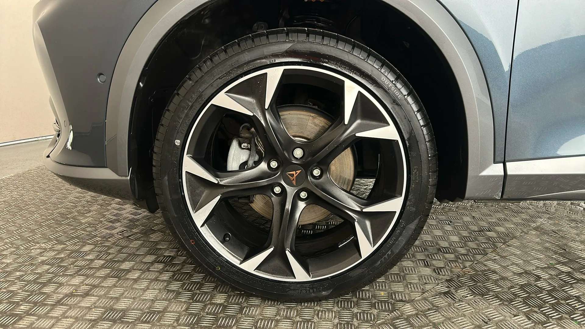 2024 CUPRA FORMENTOR 2024 CUPRA FORMENTOR