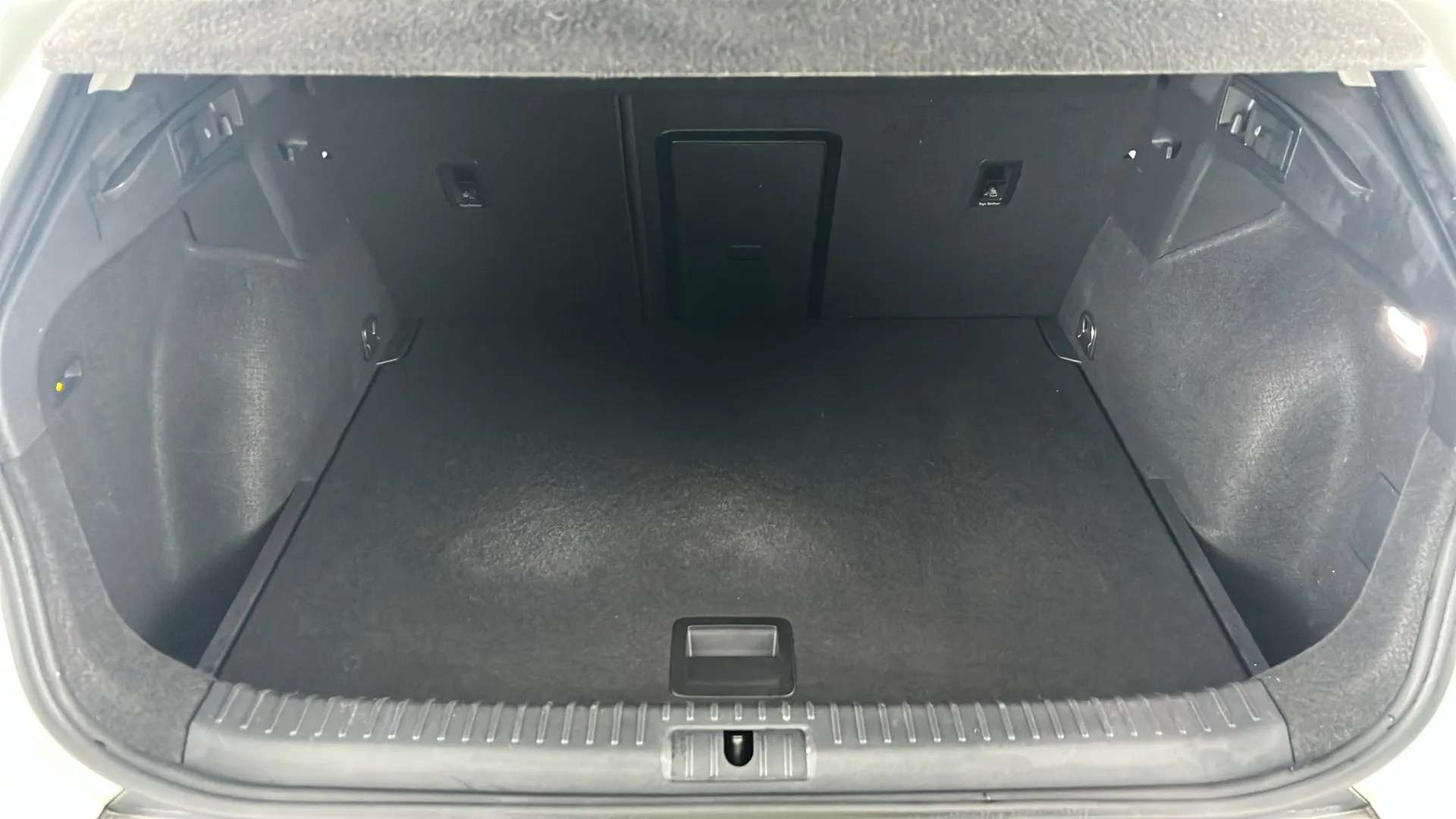 2021 CUPRA FORMENTOR 2021 CUPRA FORMENTOR