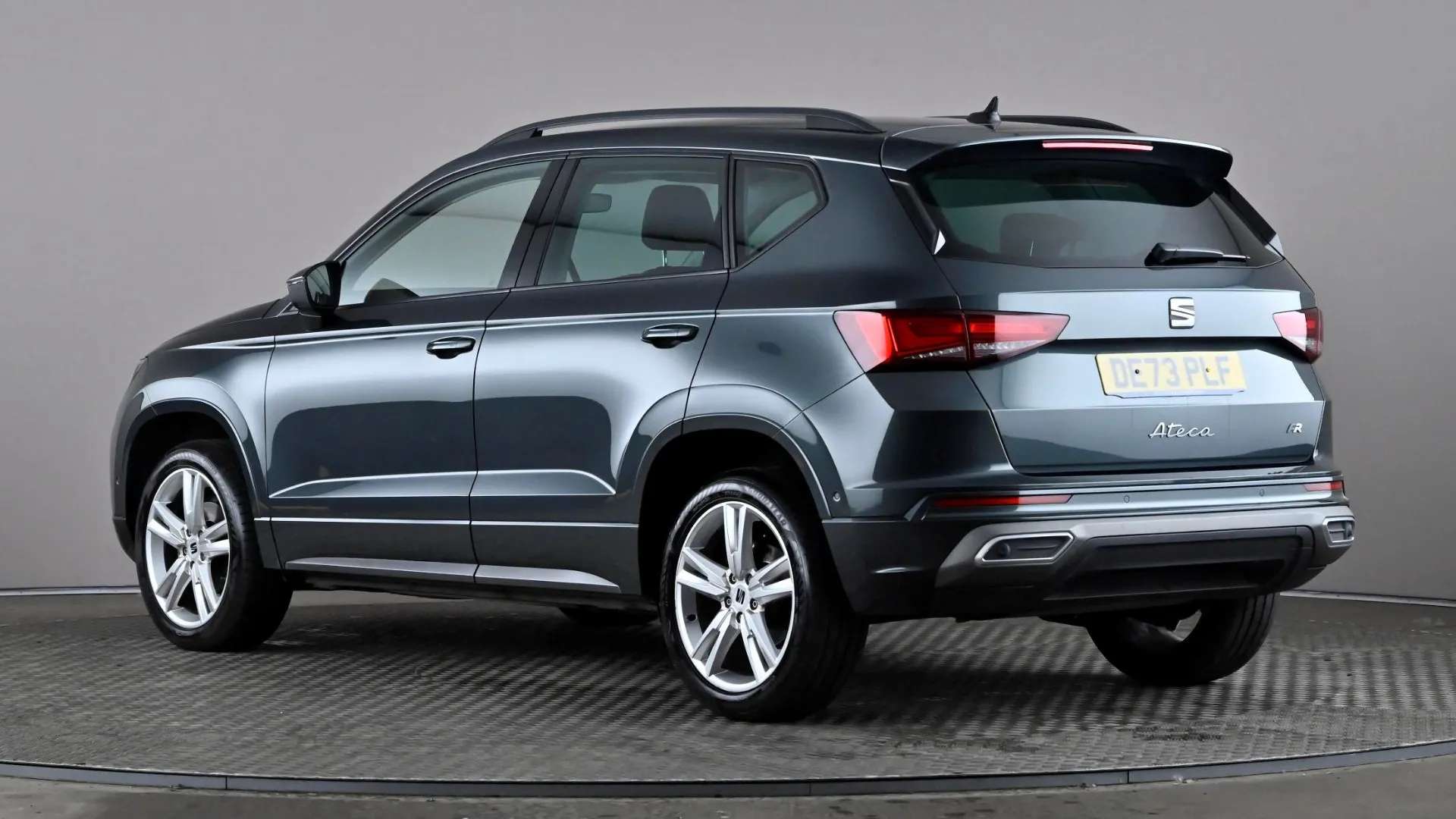 A 2023 SEAT ATECA 1.5 TSI EVO FR A 2023 SEAT ATECA 1.5 TSI EVO FR