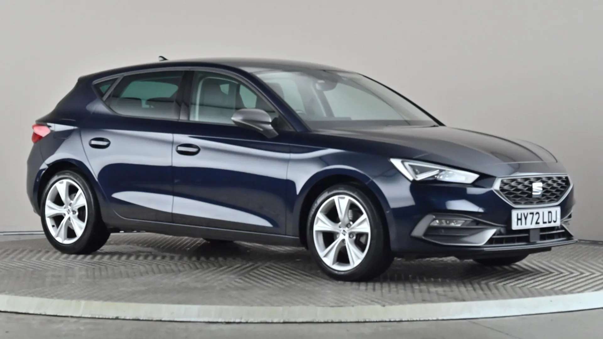 A 2022 SEAT LEON 1.5 TSI EVO FR A 2022 SEAT LEON 1.5 TSI EVO FR