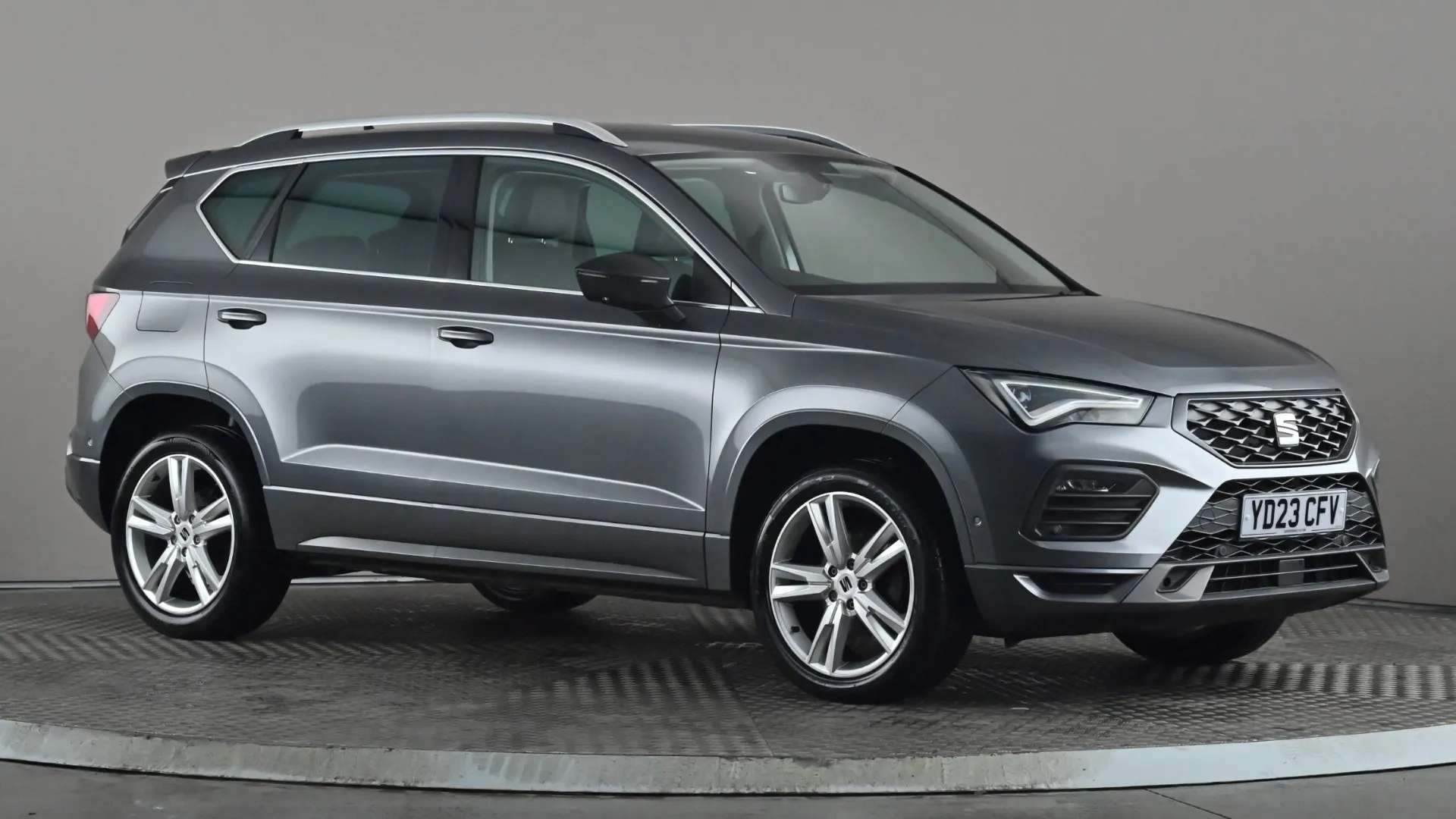 A 2023 SEAT ATECA 1.5 TSI EVO FR A 2023 SEAT ATECA 1.5 TSI EVO FR
