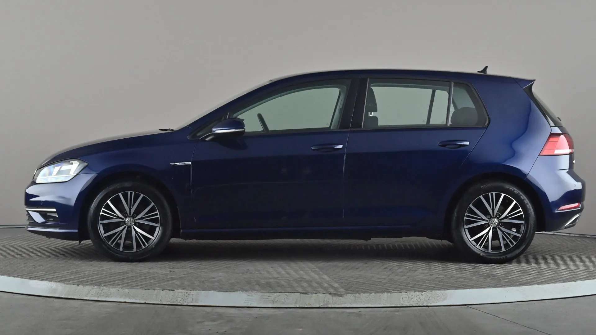 2018 VOLKSWAGEN GOLF 2018 VOLKSWAGEN GOLF