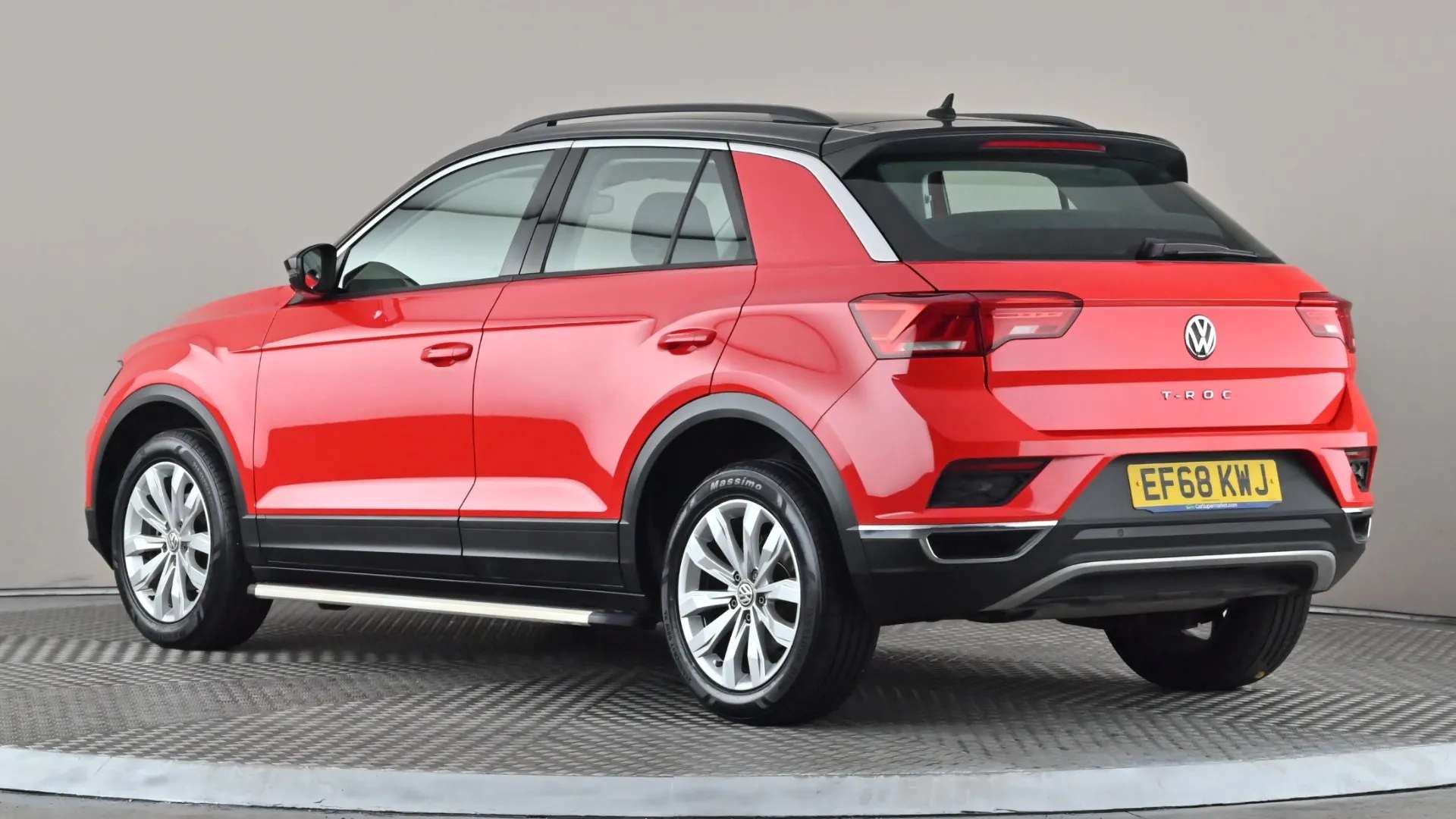 A 2018 VOLKSWAGEN T-ROC 1.5 TSI EVO SE A 2018 VOLKSWAGEN T-ROC 1.5 TSI EVO SE