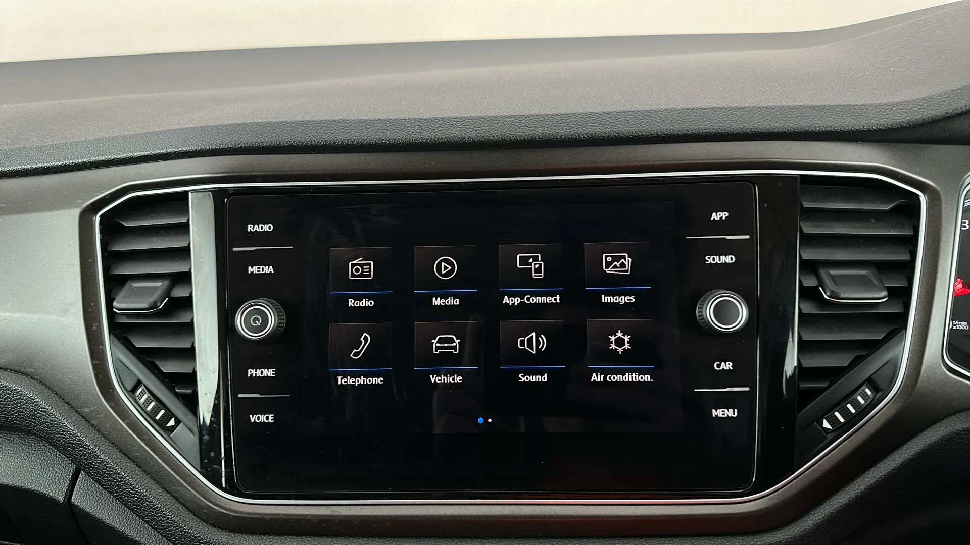 2018 VOLKSWAGEN T-ROC 2018 VOLKSWAGEN T-ROC