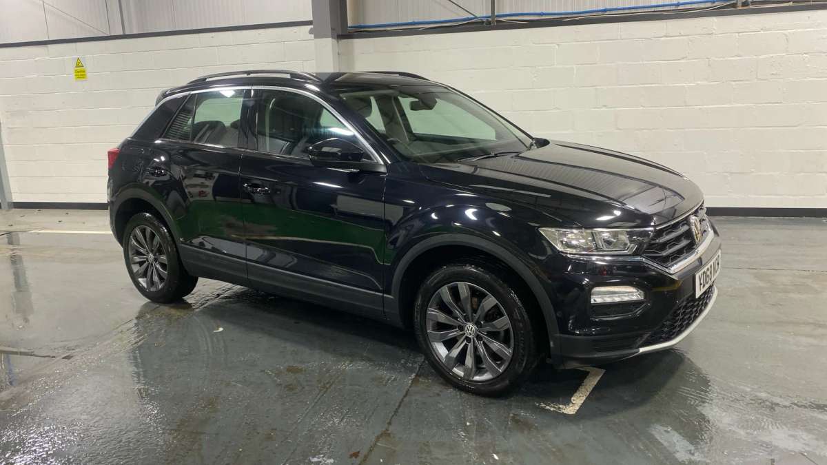 Check out this Volkswagen T-roc 2019 Petrol Manual