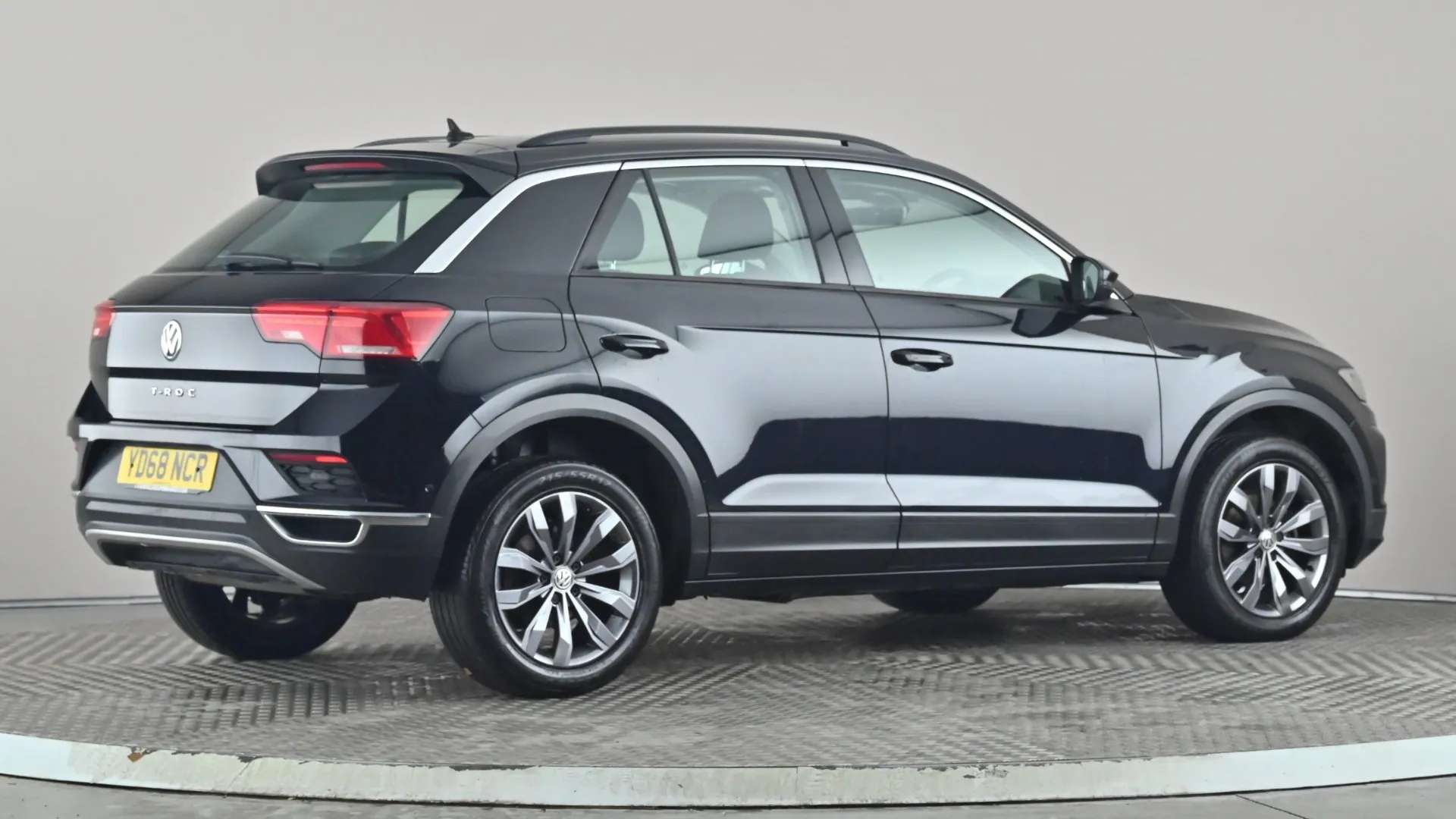 2019 VOLKSWAGEN T-ROC 2019 VOLKSWAGEN T-ROC