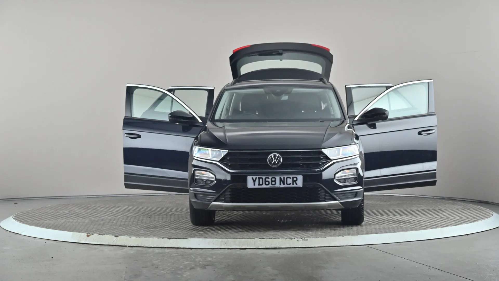 2019 VOLKSWAGEN T-ROC 2019 VOLKSWAGEN T-ROC