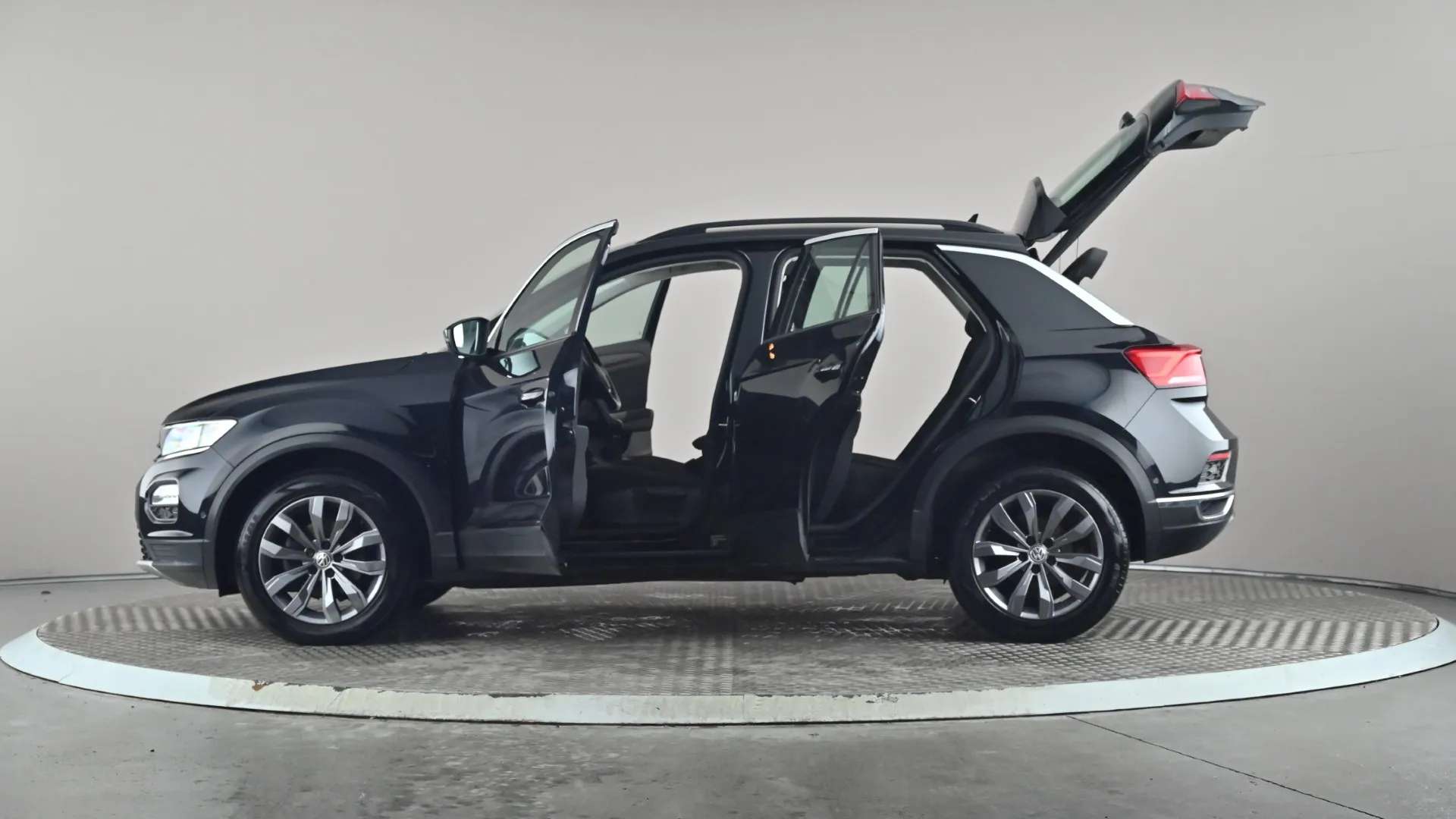 2019 VOLKSWAGEN T-ROC 2019 VOLKSWAGEN T-ROC