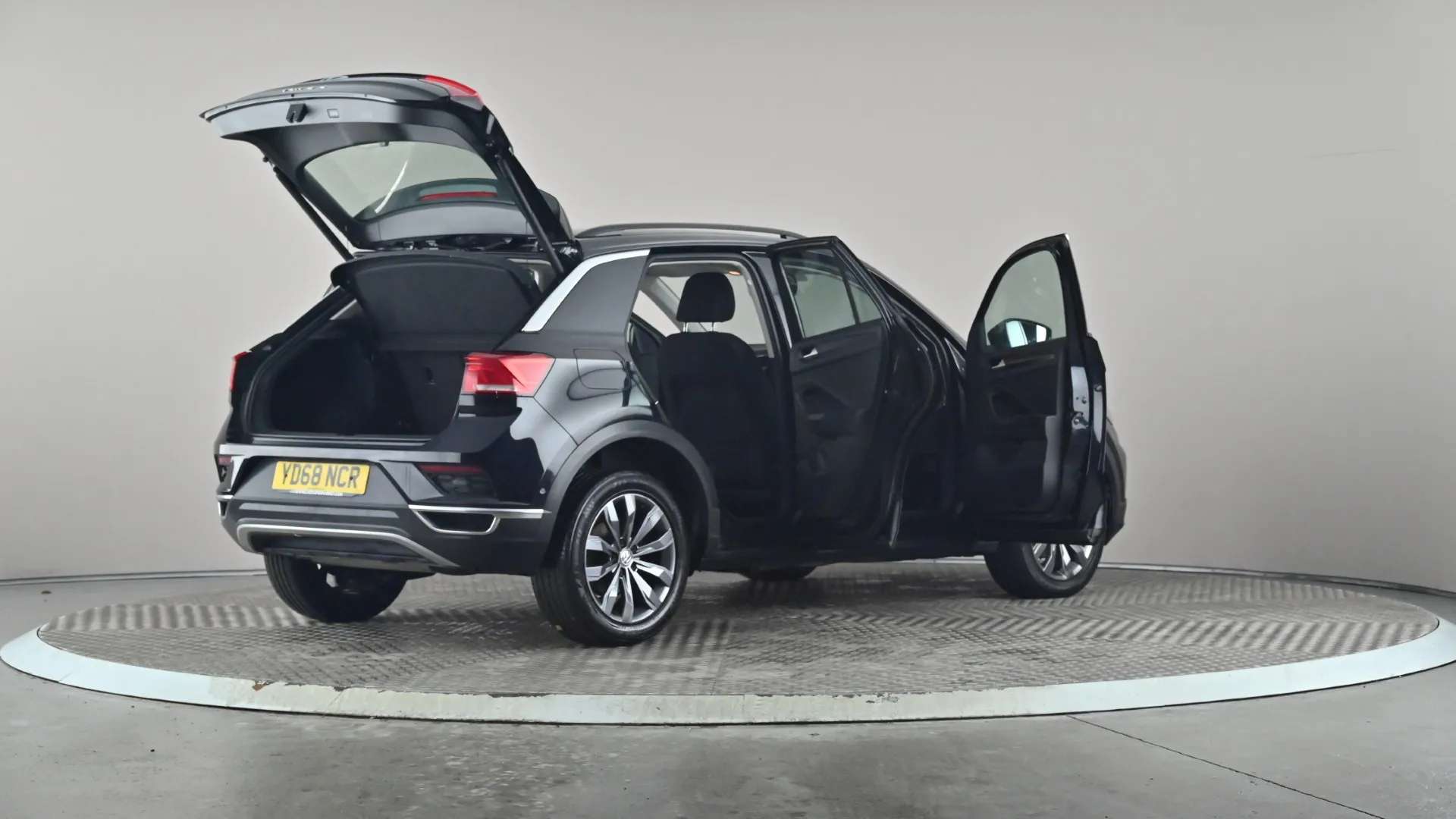 2019 VOLKSWAGEN T-ROC 2019 VOLKSWAGEN T-ROC