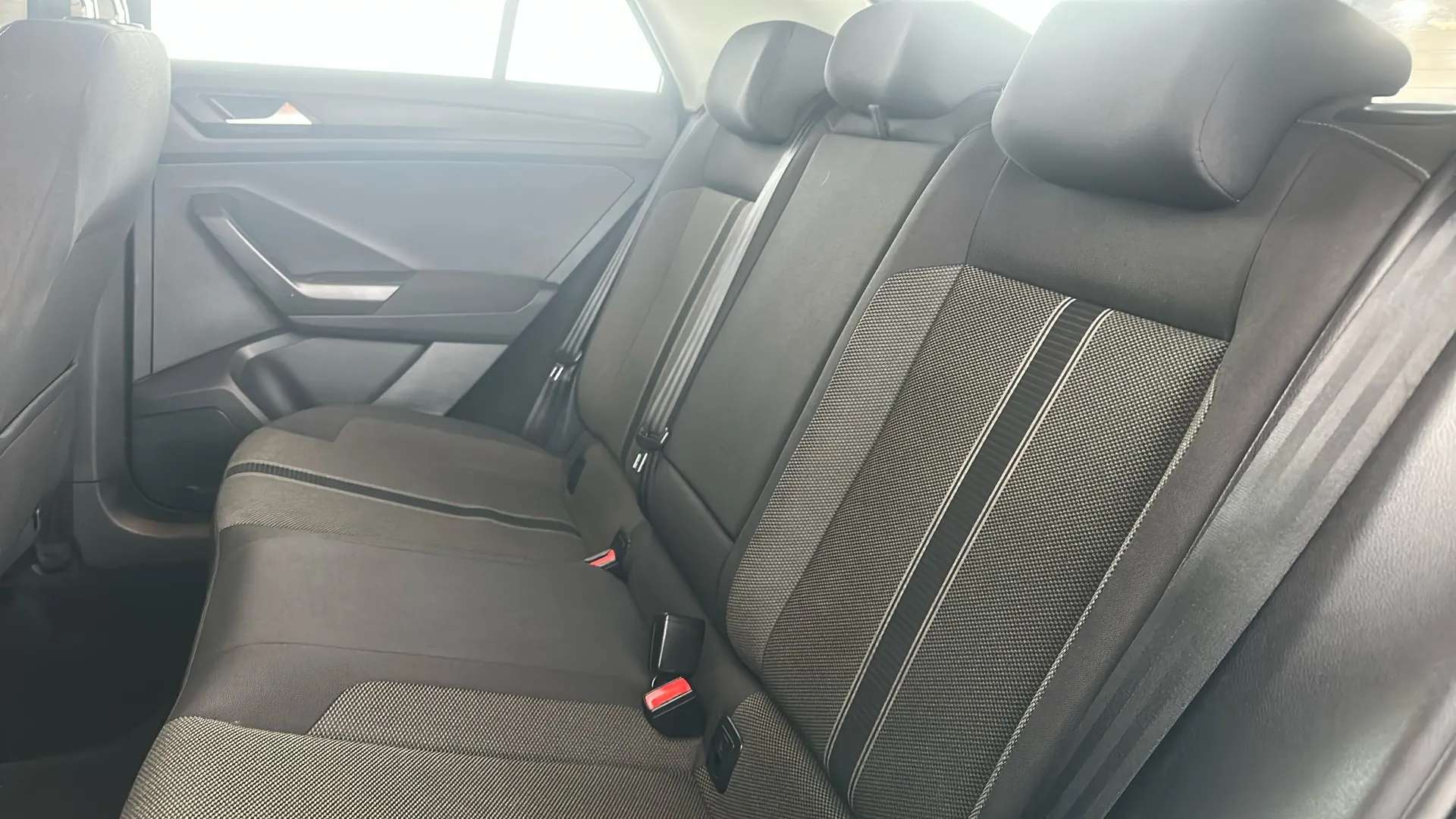 2019 VOLKSWAGEN T-ROC 2019 VOLKSWAGEN T-ROC