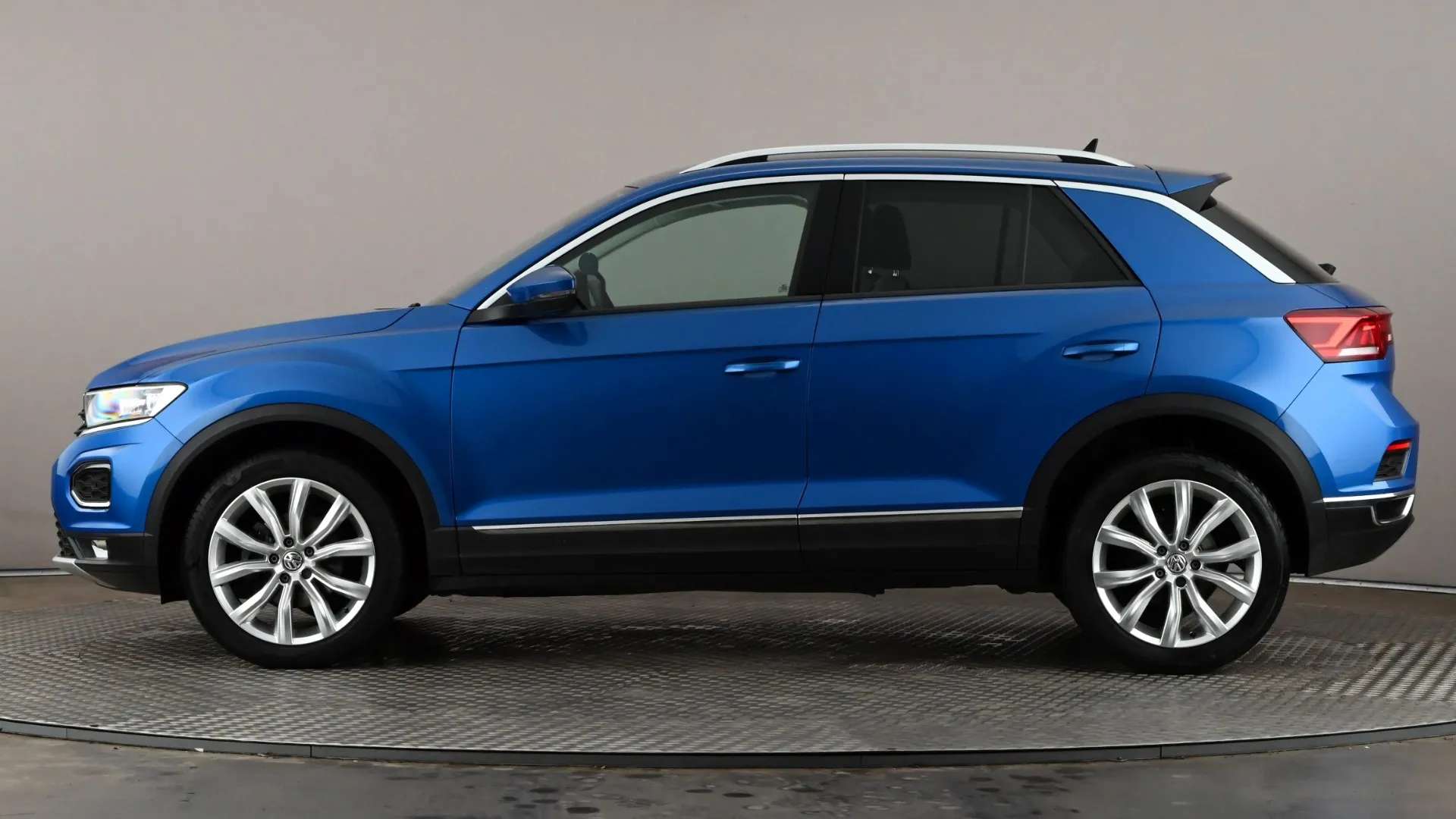 A 2020 VOLKSWAGEN T-ROC 1.5 TSI EVO SEL A 2020 VOLKSWAGEN T-ROC 1.5 TSI EVO SEL