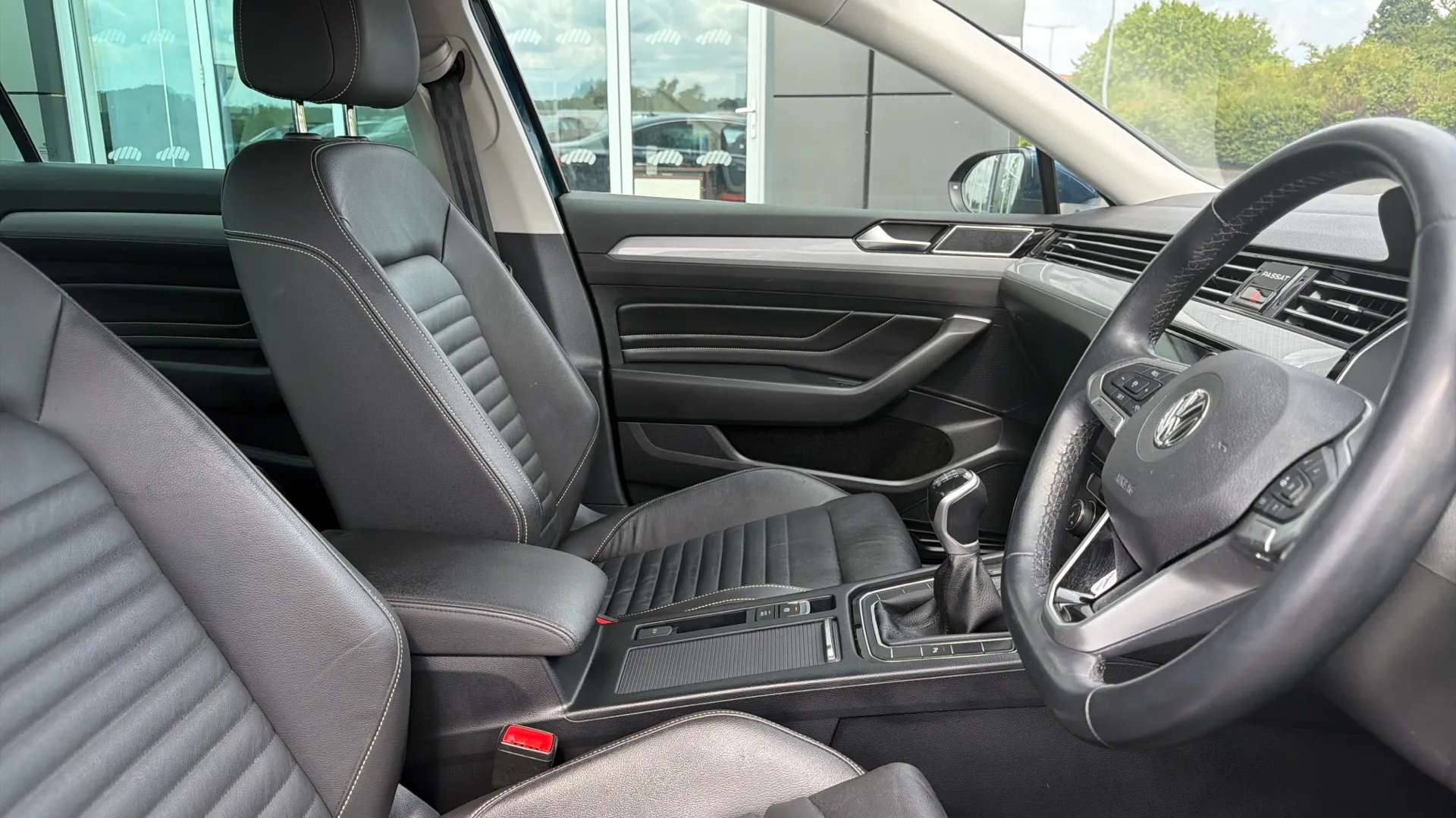 2019 VOLKSWAGEN PASSAT 2019 VOLKSWAGEN PASSAT
