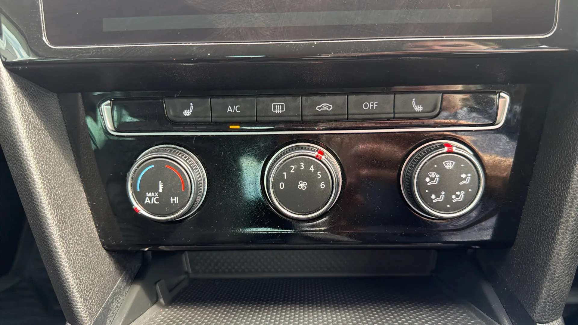 2019 VOLKSWAGEN PASSAT 2019 VOLKSWAGEN PASSAT