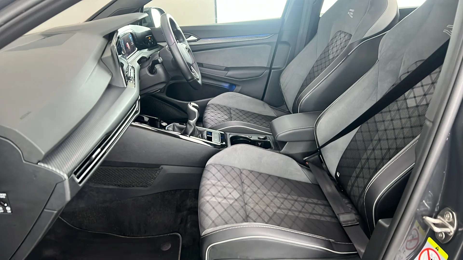 2024 VOLKSWAGEN GOLF 2024 VOLKSWAGEN GOLF