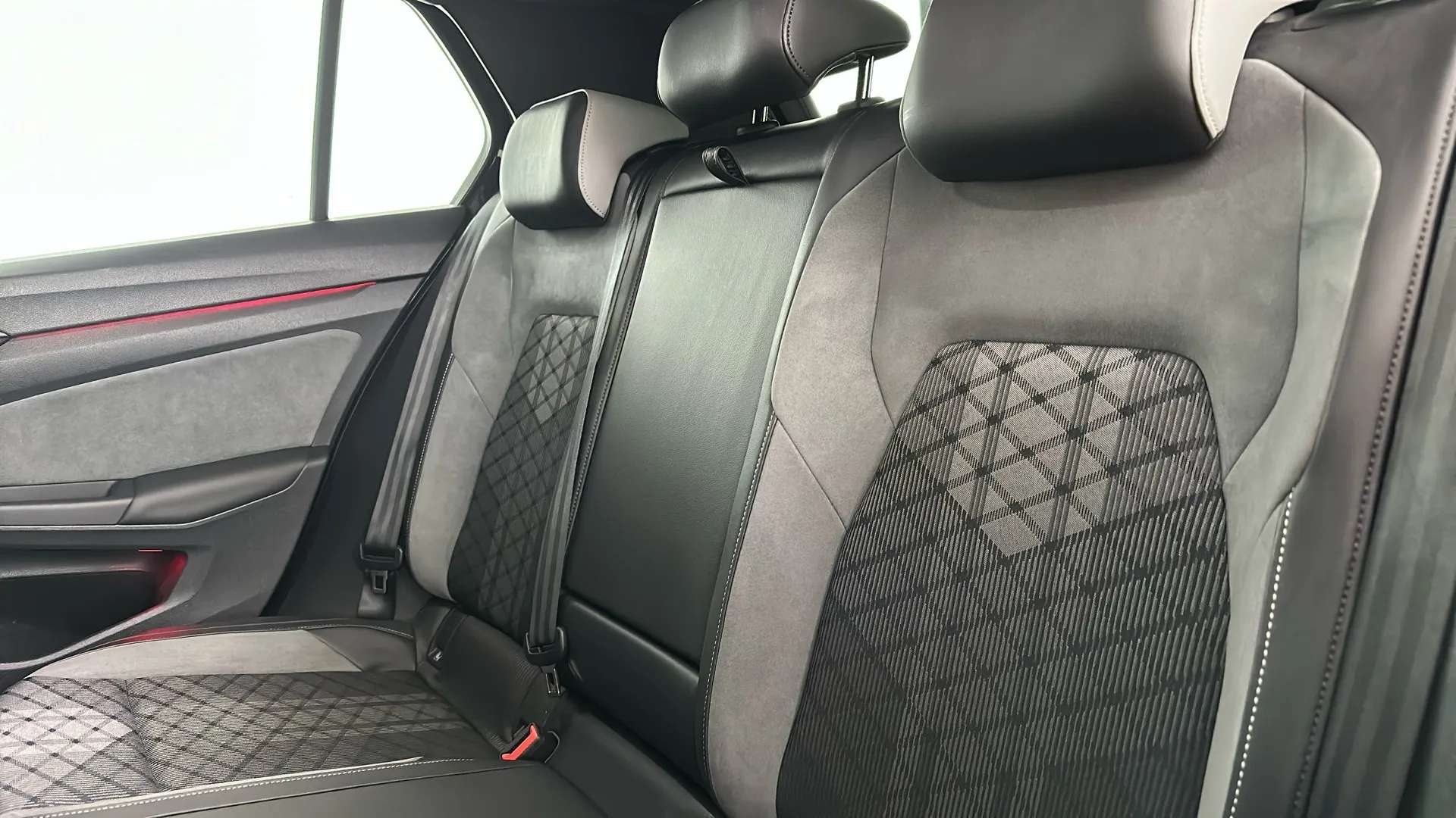 2024 VOLKSWAGEN GOLF 2024 VOLKSWAGEN GOLF