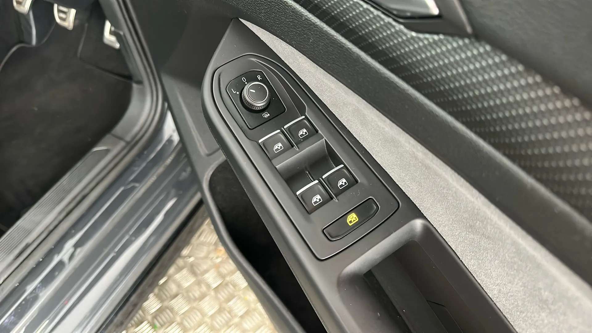 2024 VOLKSWAGEN GOLF 2024 VOLKSWAGEN GOLF