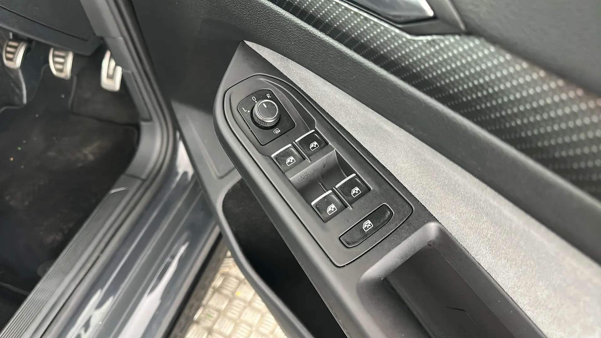 2024 VOLKSWAGEN GOLF 2024 VOLKSWAGEN GOLF