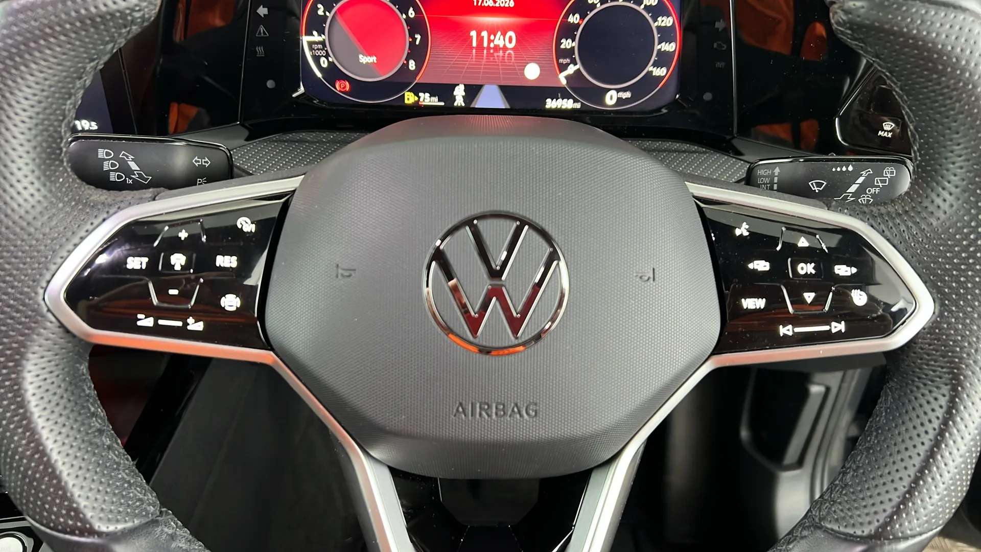 2024 VOLKSWAGEN GOLF 2024 VOLKSWAGEN GOLF