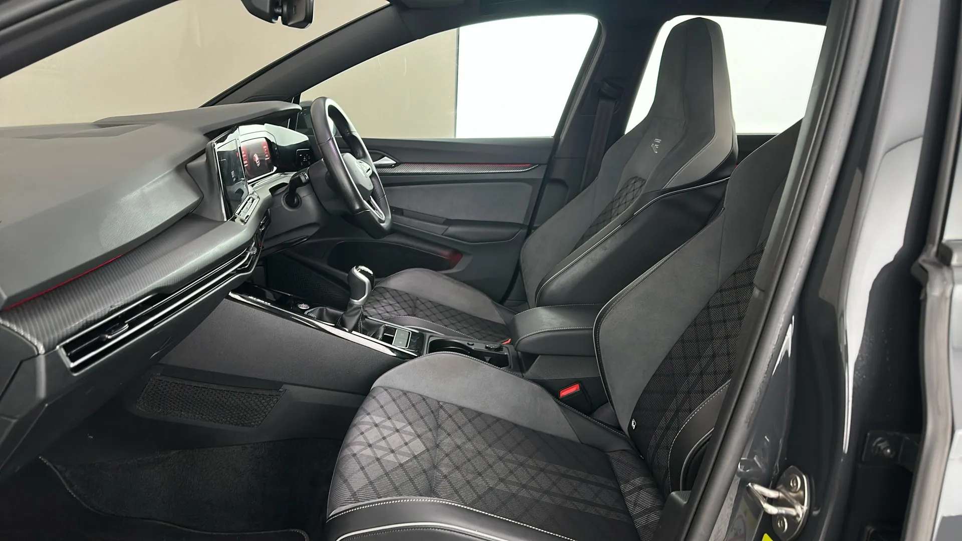 2024 VOLKSWAGEN GOLF 2024 VOLKSWAGEN GOLF