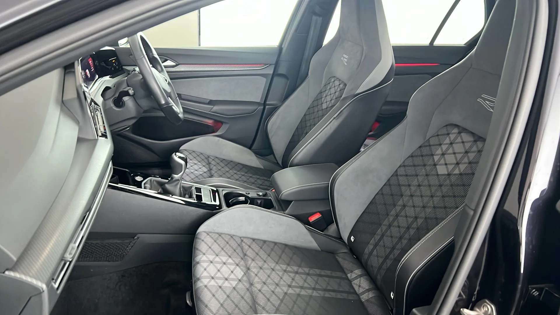 2024 VOLKSWAGEN GOLF 2024 VOLKSWAGEN GOLF