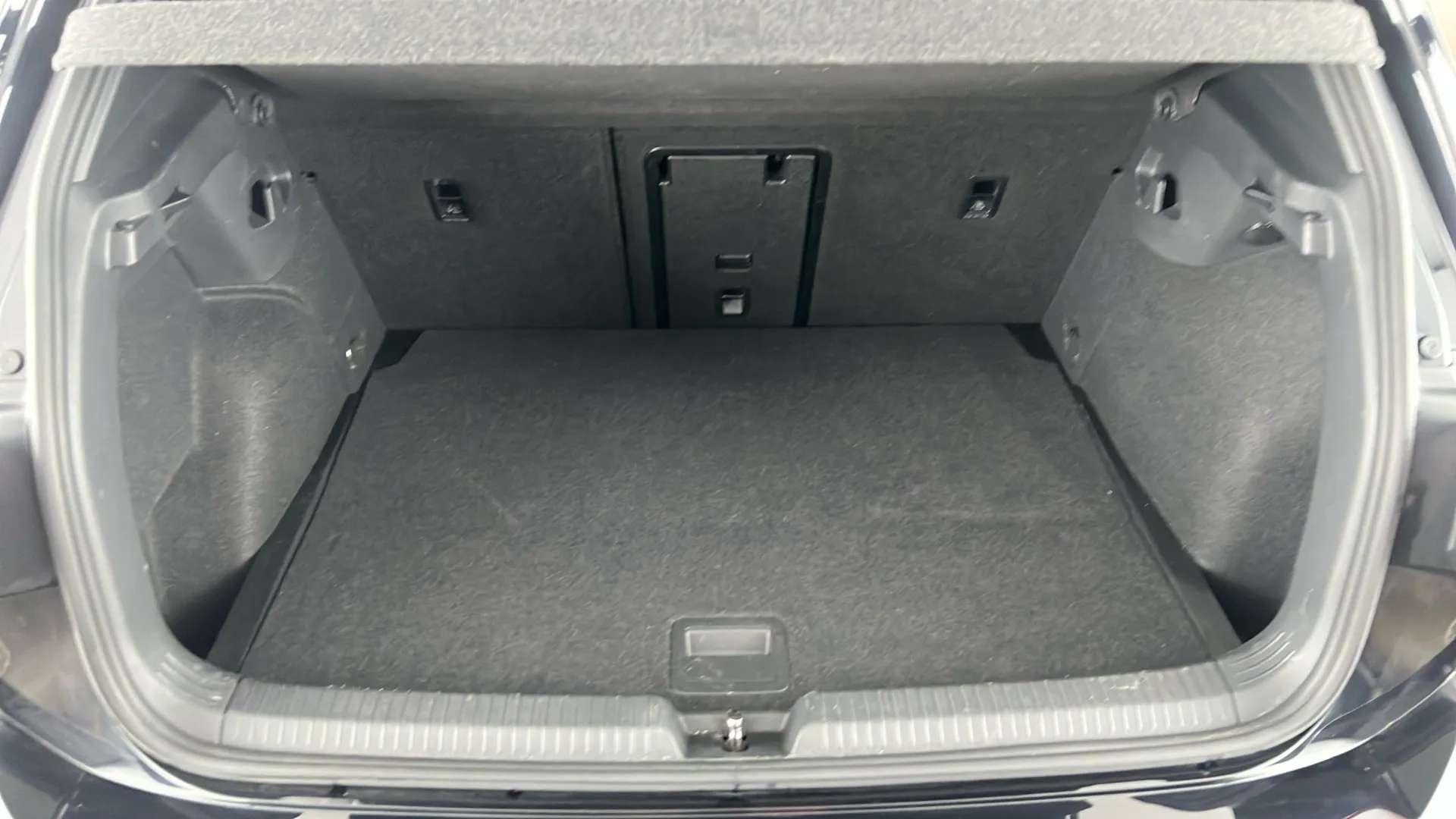 2024 VOLKSWAGEN GOLF 2024 VOLKSWAGEN GOLF