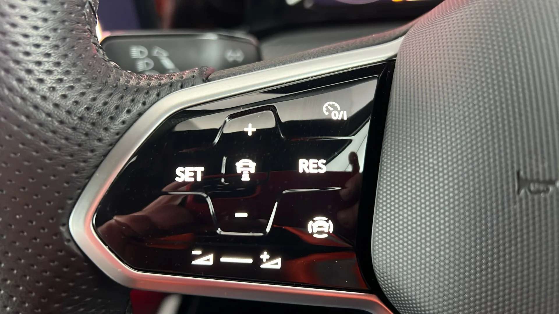 2024 VOLKSWAGEN GOLF 2024 VOLKSWAGEN GOLF