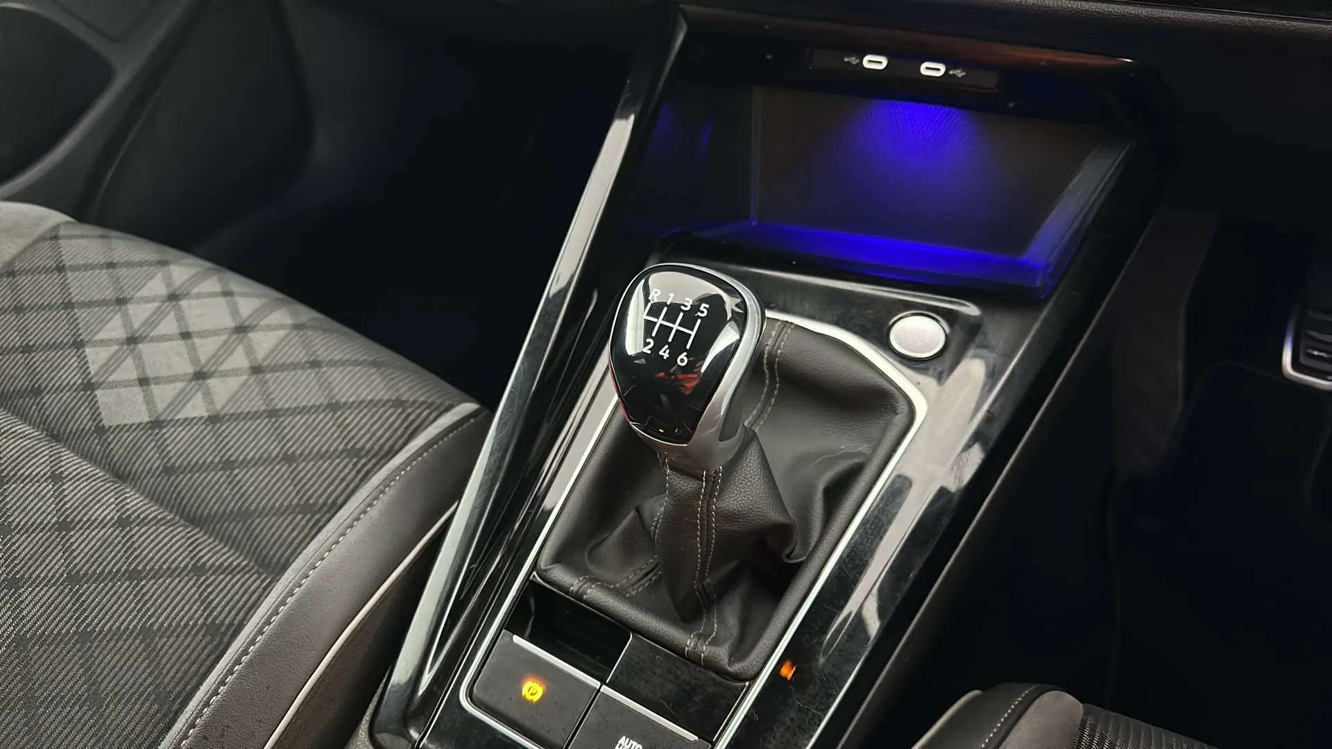 2023 VOLKSWAGEN GOLF 2023 VOLKSWAGEN GOLF