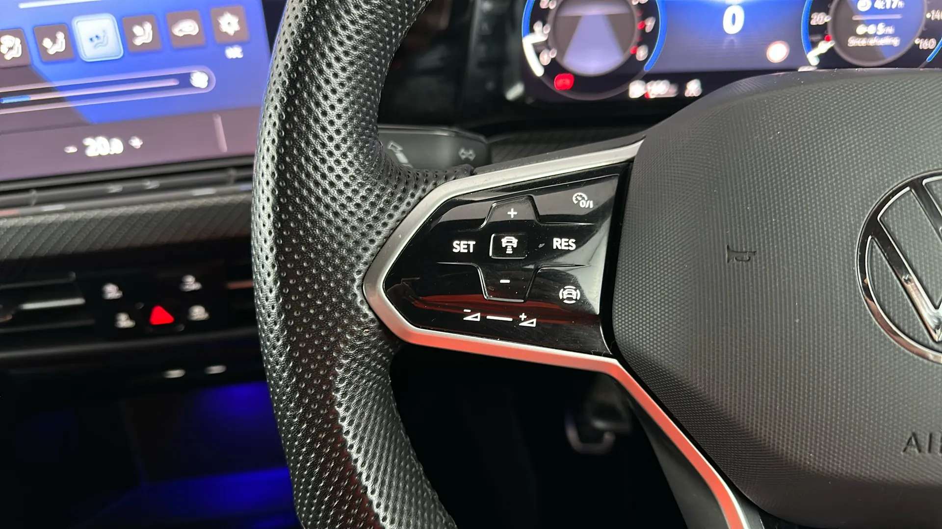 2023 VOLKSWAGEN GOLF 2023 VOLKSWAGEN GOLF