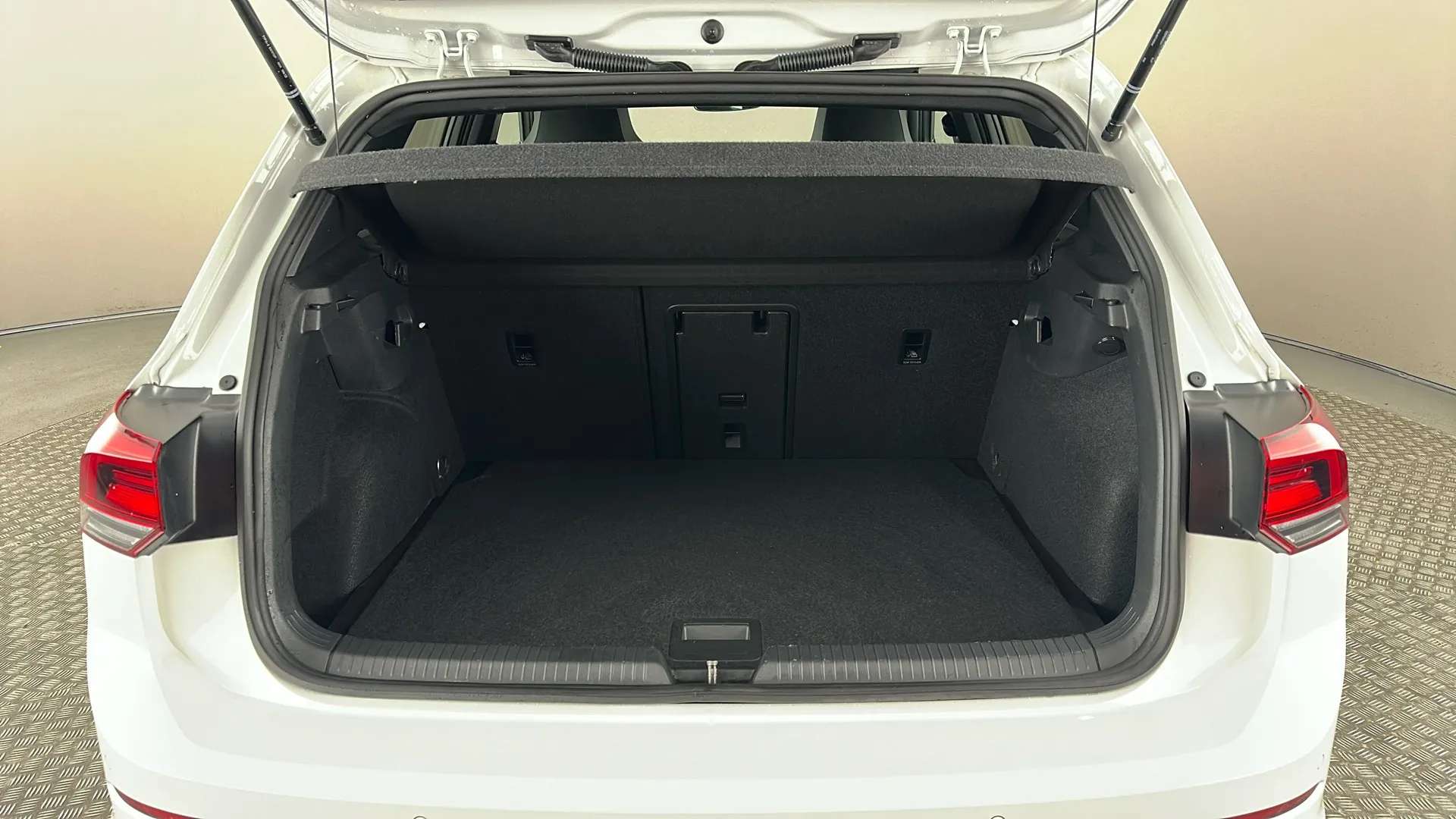 2022 VOLKSWAGEN GOLF 2022 VOLKSWAGEN GOLF