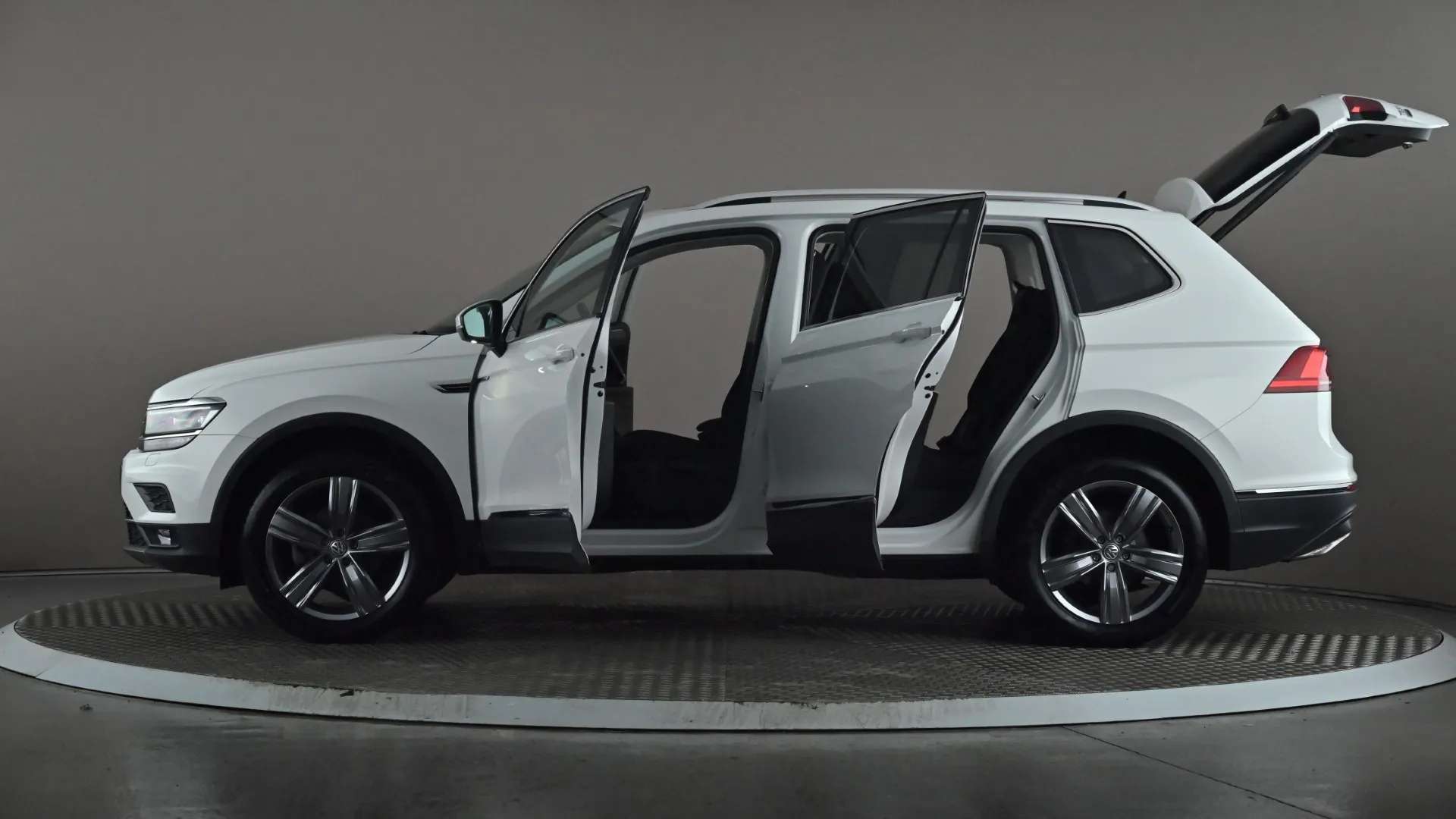 2021 VOLKSWAGEN TIGUAN ALLSPACE 2021 VOLKSWAGEN TIGUAN ALLSPACE