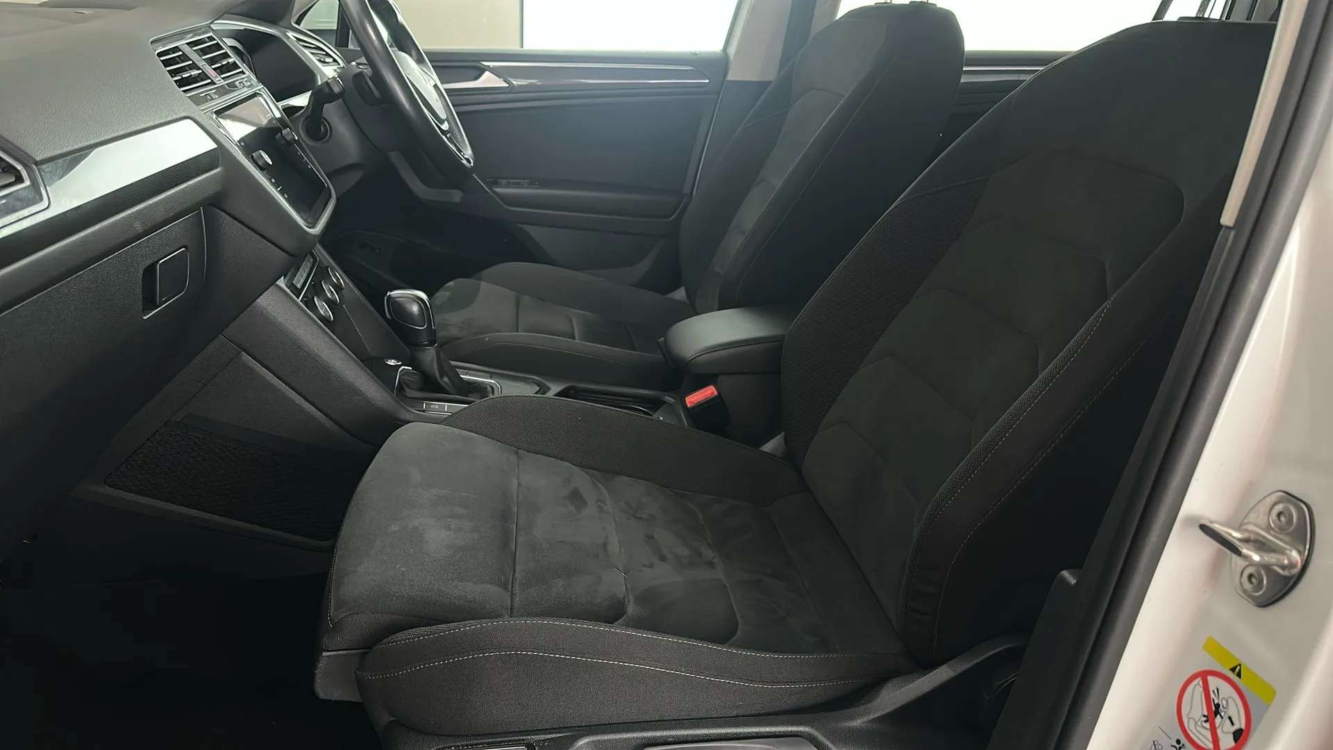 2021 VOLKSWAGEN TIGUAN ALLSPACE 2021 VOLKSWAGEN TIGUAN ALLSPACE