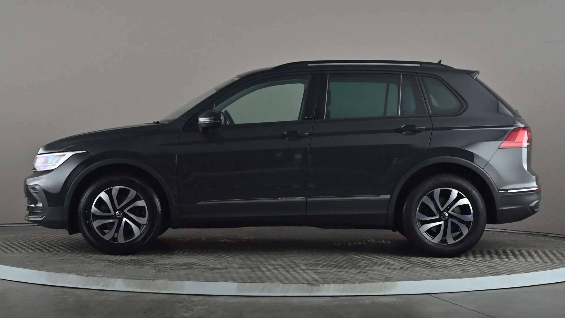 A 2022 VOLKSWAGEN TIGUAN 1.5 TSI 150 Active DSG A 2022 VOLKSWAGEN TIGUAN 1.5 TSI 150 Active DSG