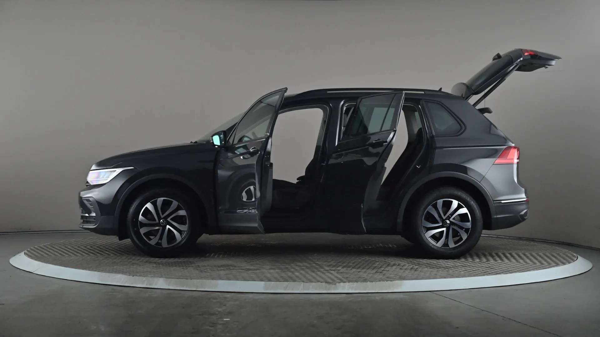 2022 VOLKSWAGEN TIGUAN 2022 VOLKSWAGEN TIGUAN