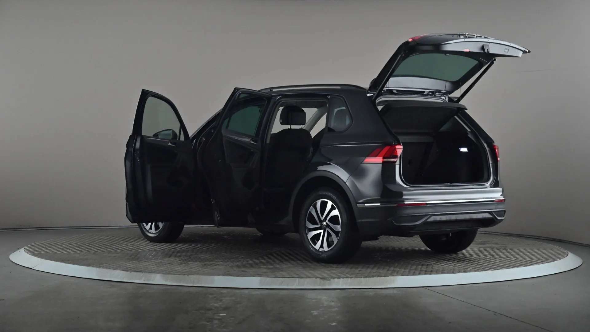 2022 VOLKSWAGEN TIGUAN 2022 VOLKSWAGEN TIGUAN