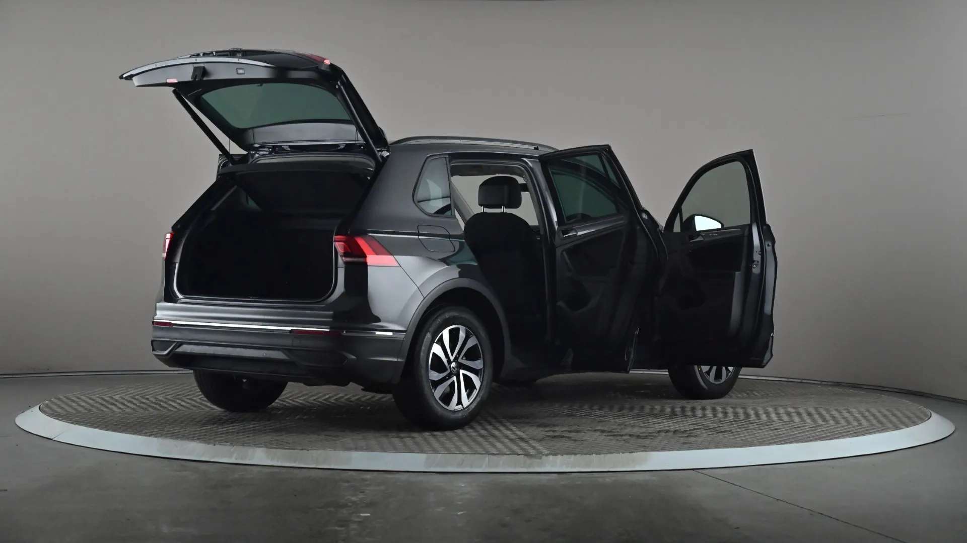2022 VOLKSWAGEN TIGUAN 2022 VOLKSWAGEN TIGUAN