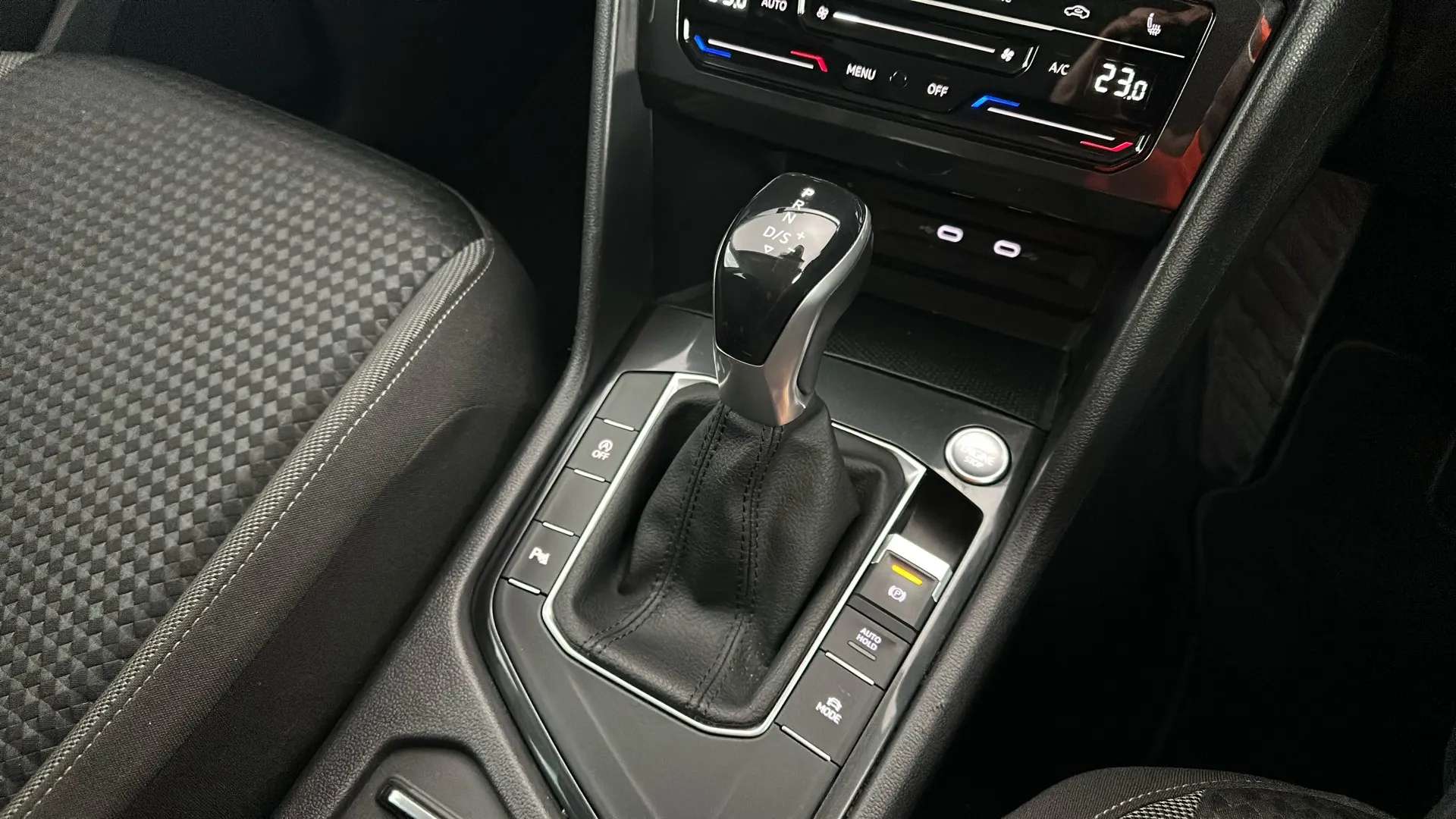 2022 VOLKSWAGEN TIGUAN 2022 VOLKSWAGEN TIGUAN